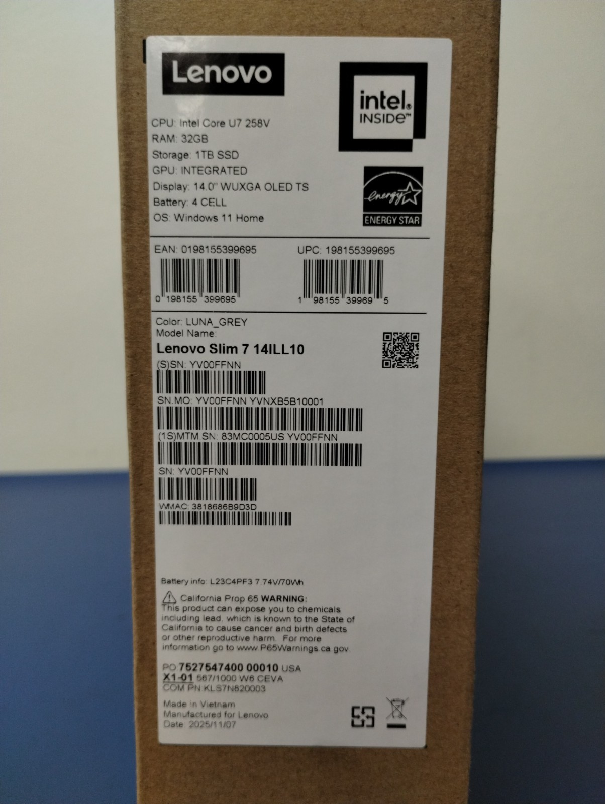 Lenovo Slim 7 14ILL10, Intel Core Ultra 7 258V, 2.20 GHz, 32 GB RAM, 1 TB NVMe