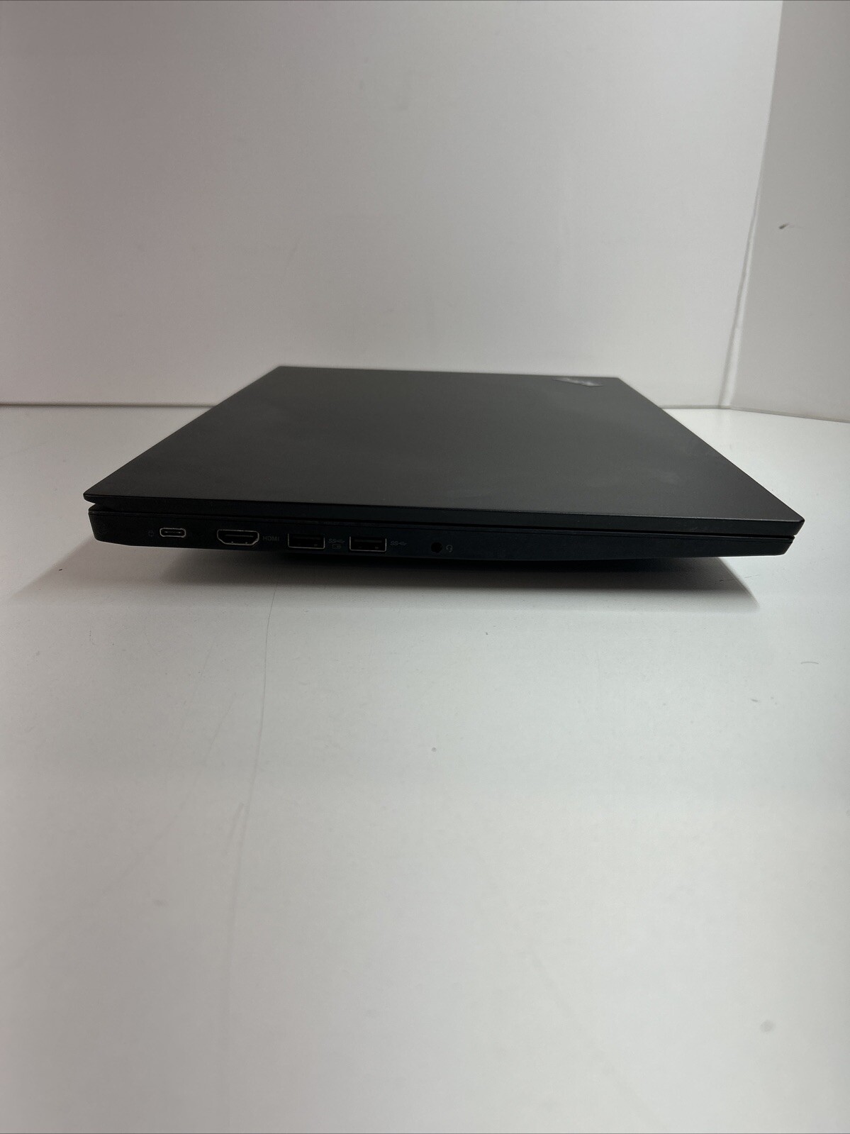 LENOVO THINKPAD E585 AMD RYZEN 3 2200U 2.5GHz 8GB RAM 256GB SSD W11P