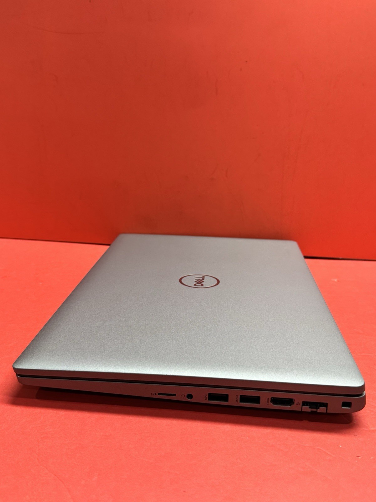 Dell Latitude 5520 15.4” 11th i7 3.0GHz 16GBRAN 512GBSD Windows 11pro