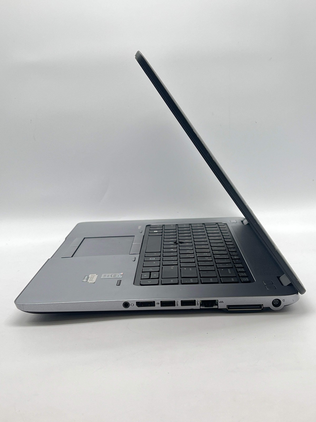 HP EliteBook 850 G1 15.6″ i5-4200U 4GB RAM 128GB SSD – For Parts