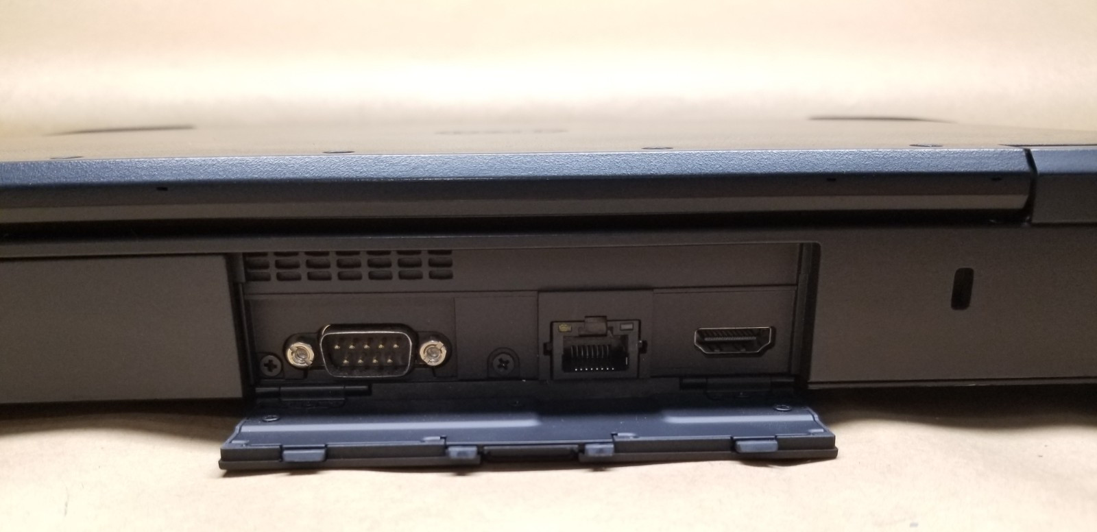 Dell Latitude 5424 Rugged i7-8650U 16GB RAM 250GB SSD RADEON RX 540 WIN 11 2XBAT