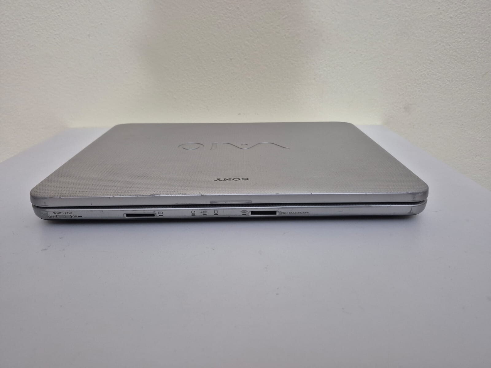 Sony Vaio Laptop Vgn-NS11Z Cpu Intel Core 2 Duo T5800 2.00MHz Broken For Parts