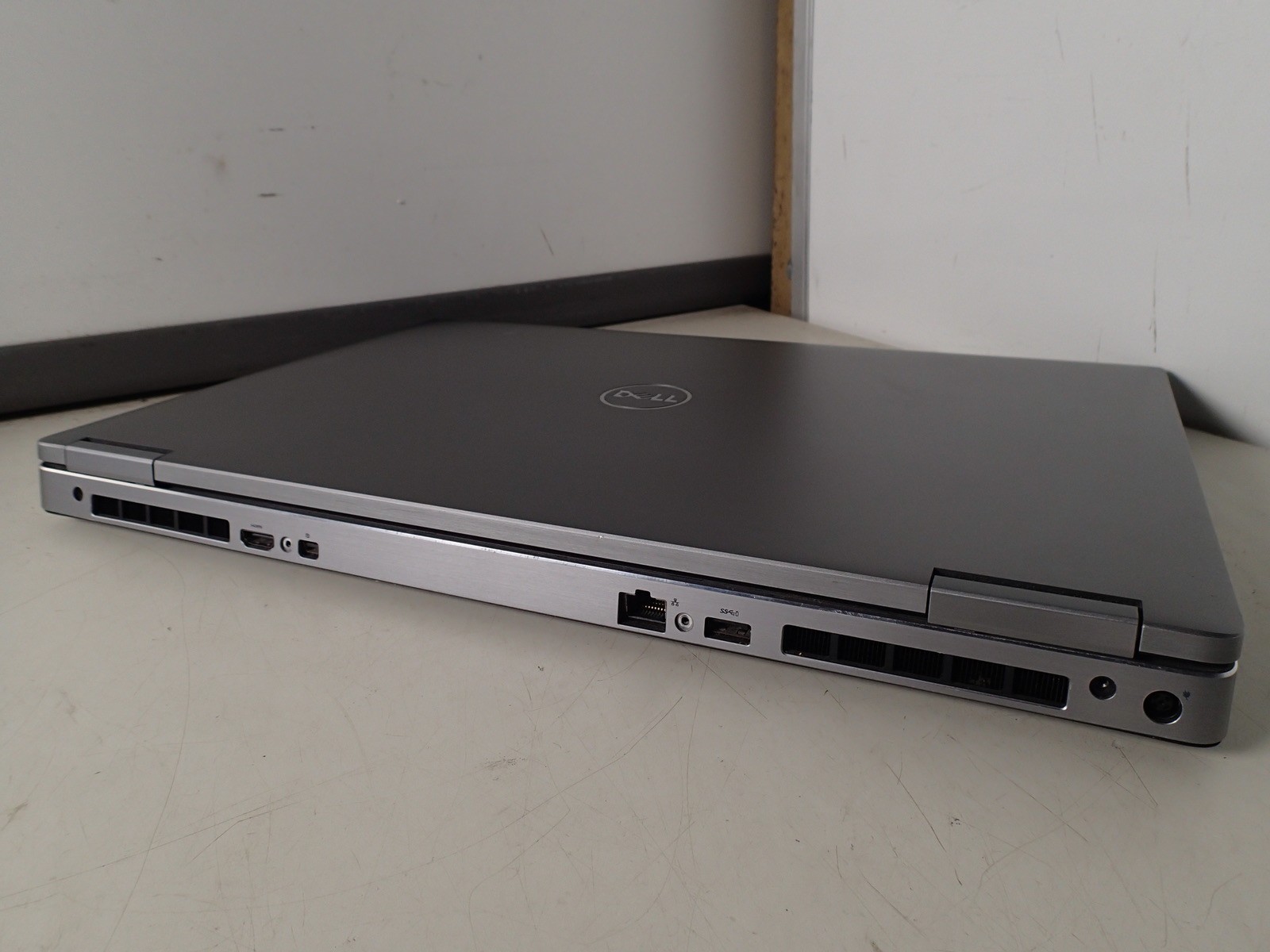 Dell Precision 7740 intel Core i7 9750H 2.60GHz 32GB RAM 512GB m.2 Win 11 Pro