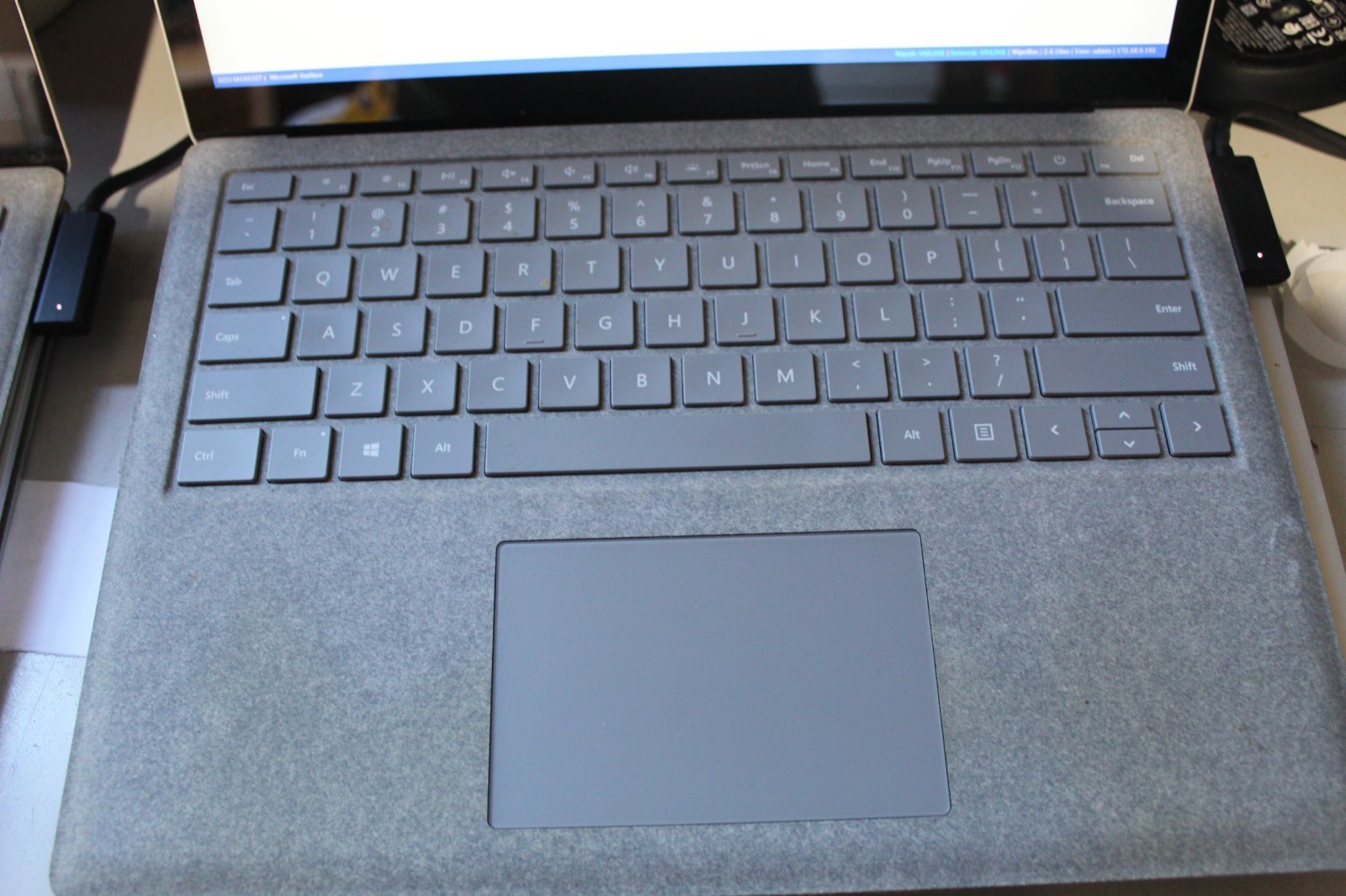 Microsoft Surface 1769 1st Gen Laptop 1769 13.5″ i7-7660U 2.5GHz 16GB RAM 512GB