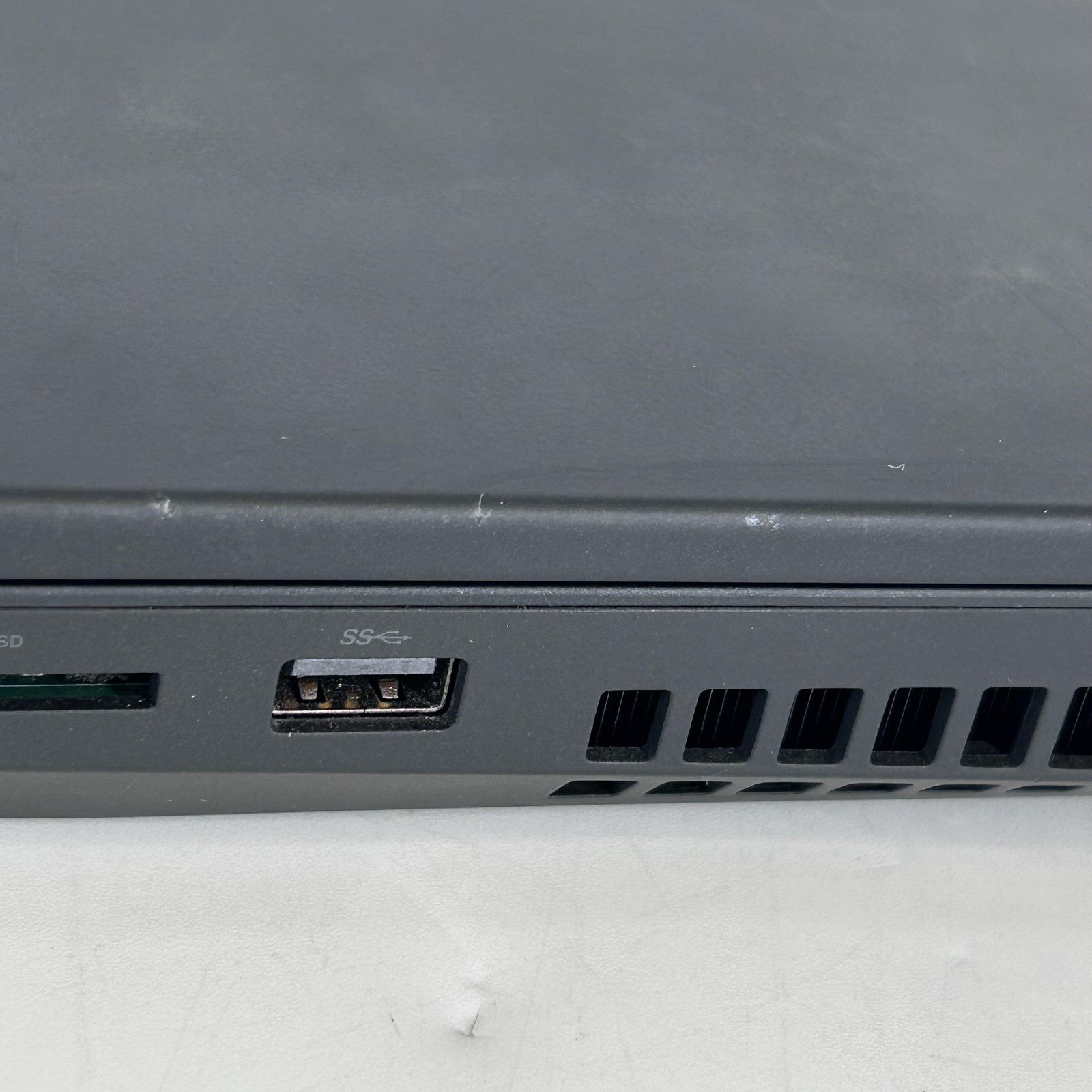 Lenovo ThinkPad P15 Gen 1 4K i9-10885H 2.40GHz 64GB 1TB Quadro RTX 4000 Max-Q