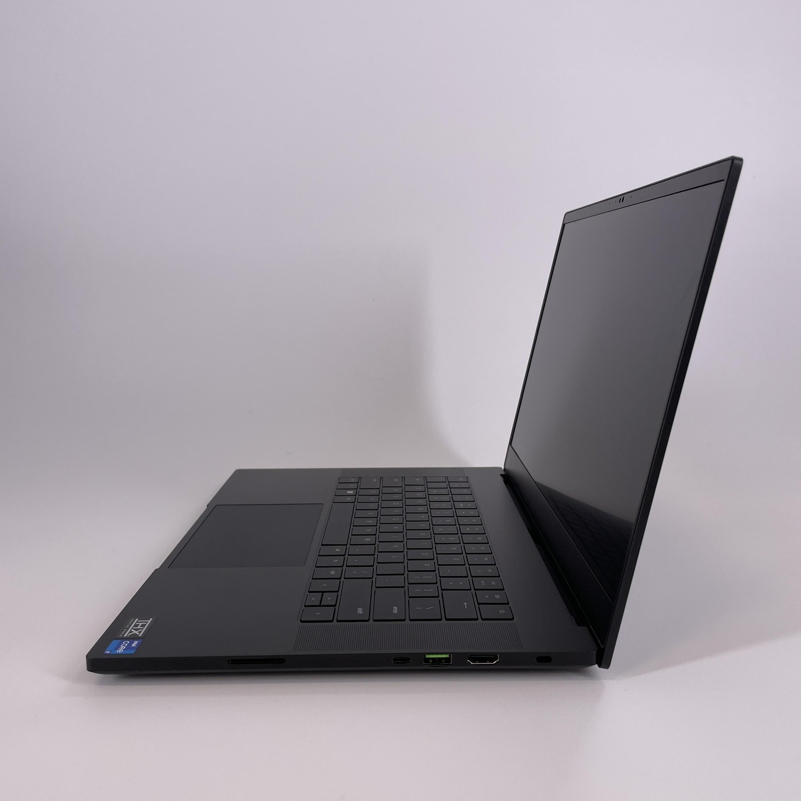 Razer Blade 15 240Hz 2K 2.4 GHz i7-12800H 32GB 1TB SSD RTX 3080 Ti – BOARD ISSUE