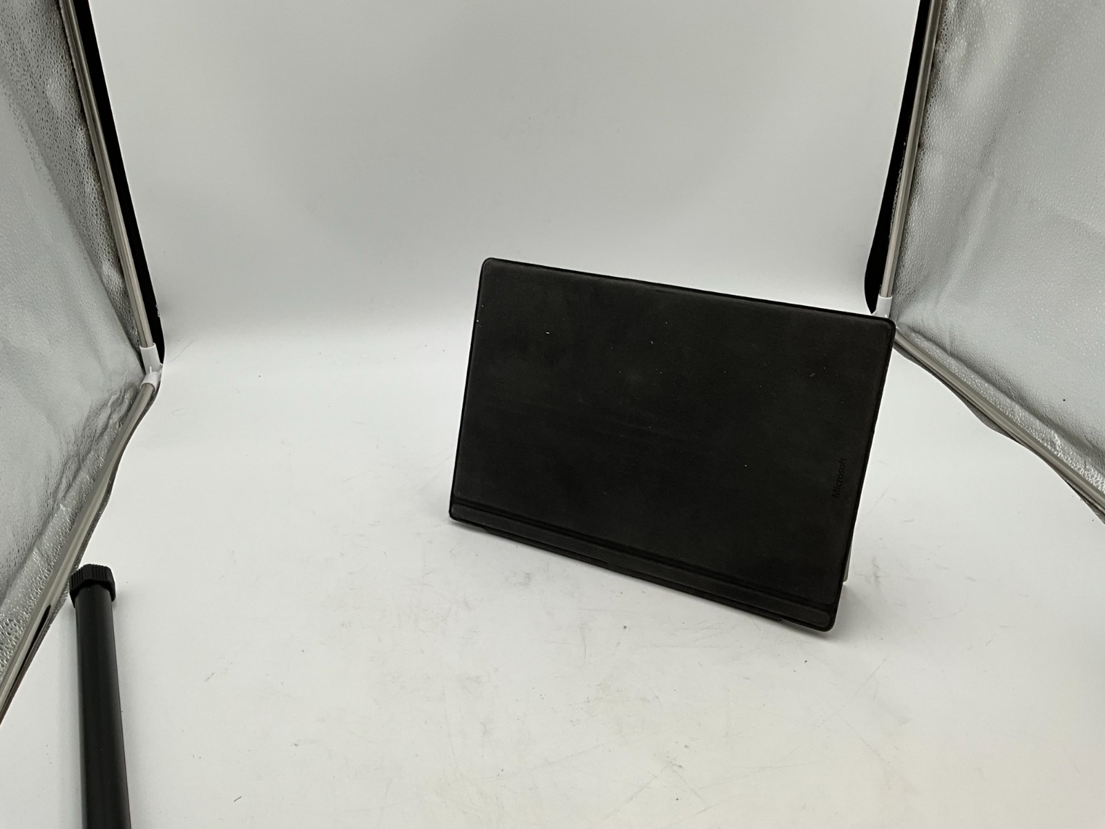 MICROSOFT Surface Pro 4 – 256GB i5 8GB CR3-00001 025934562453 -READ
