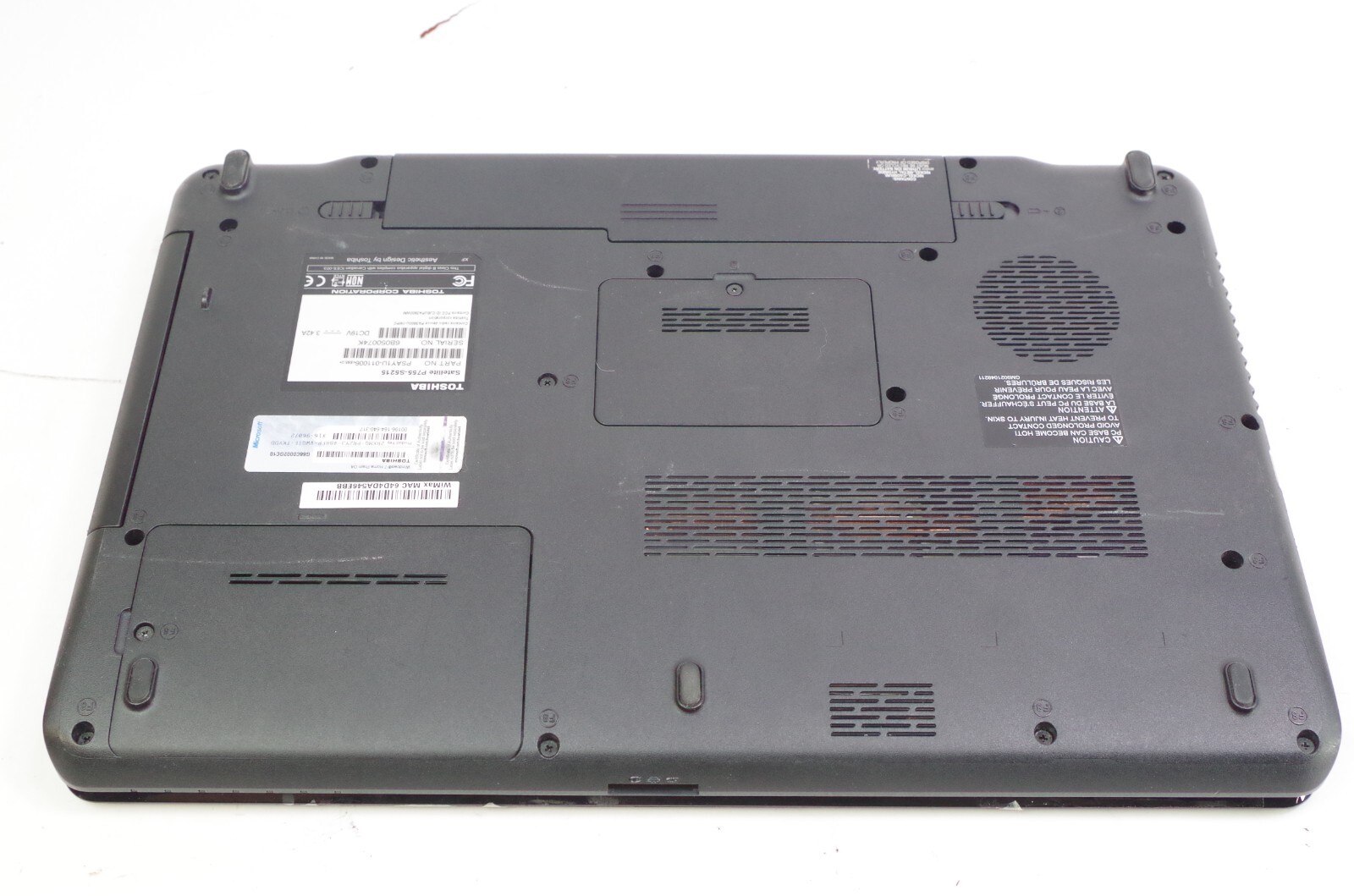 Toshiba Satellite P755-S5215 15.6” / Intel i3 2.1Ghz 6GB Ram No Harddrive As Is