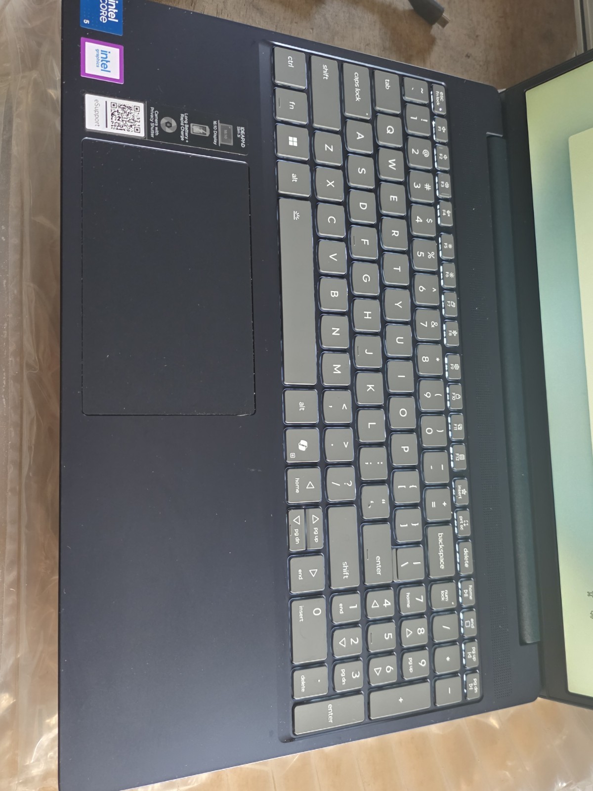 Lenovo IdeaPad Slim 3 15IRH10R 15.3″ FHD+ Touch Core 5 210H 16GB 1TB SSD F85s