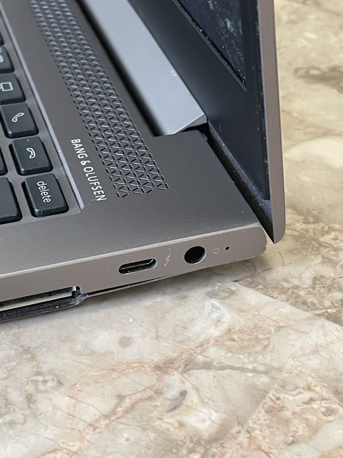 HP ZBook 14u G5 i5-8350U 1.70GHz 4GB RAM 128GB SSD – Windows 11