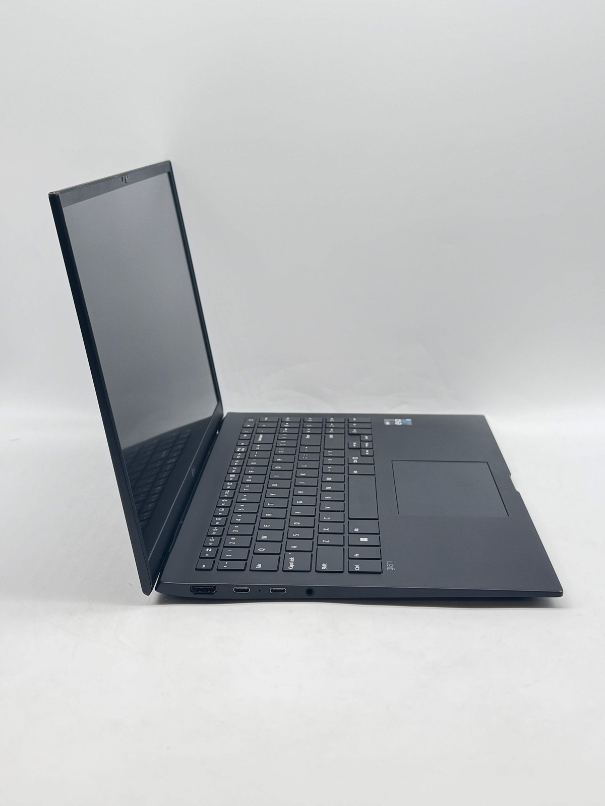 LG Gram 15Z90R 15″ Laptop Core i7-1360P 32GB DDR5 512GB SSD Iris Xe – Used