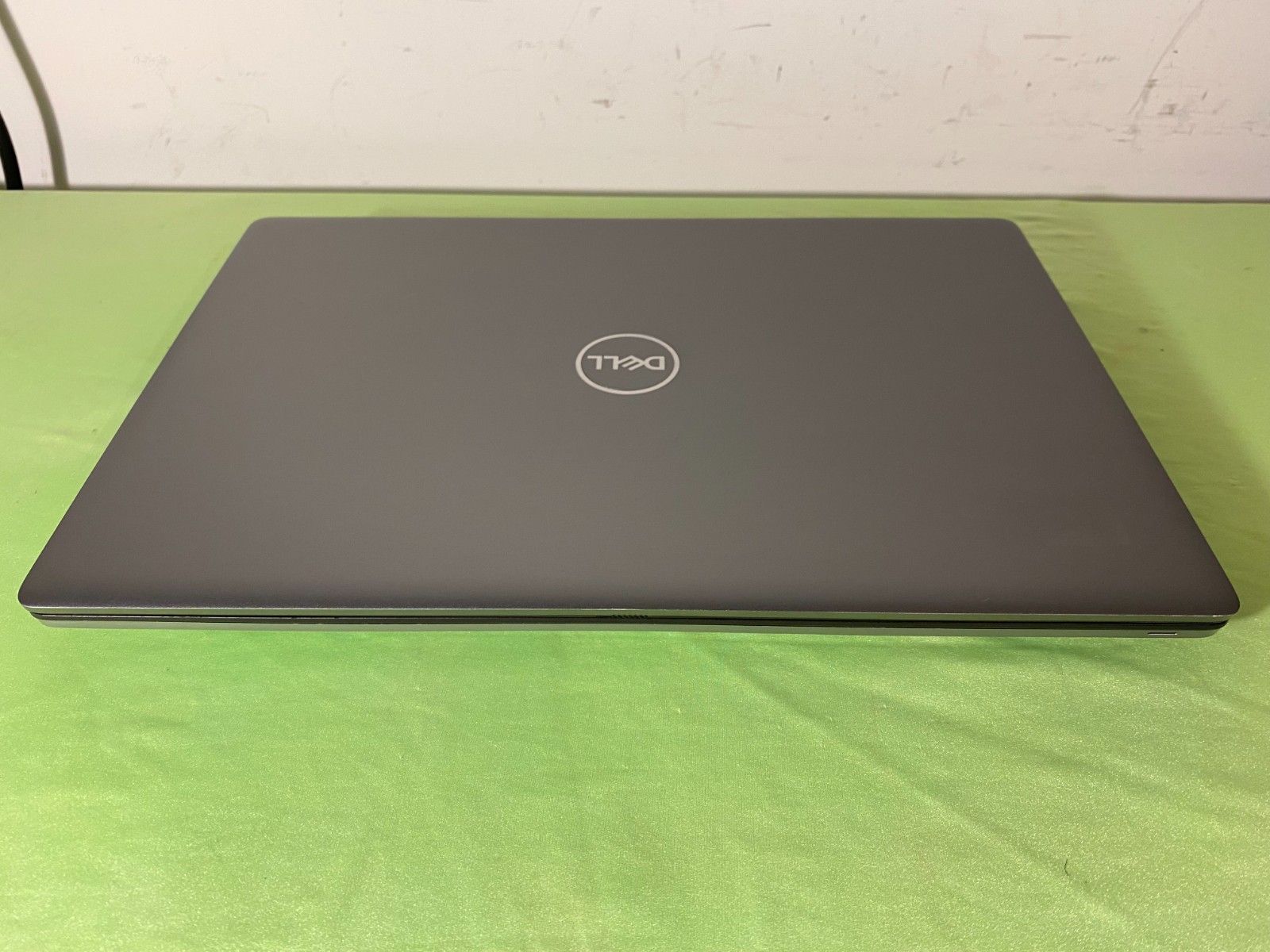 Dell Precision 7550 15.6″ Intel i7-10750H 64GB RAM 512B SSD NVIDIA Quadro T2000