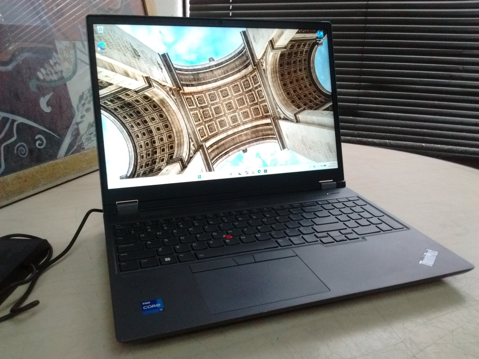 Lenovo P16 Gen1, WUXGA i7-12800HX ,32GB, 1TB NVme,RTX 4GB,WiFi 6, Win11Pro