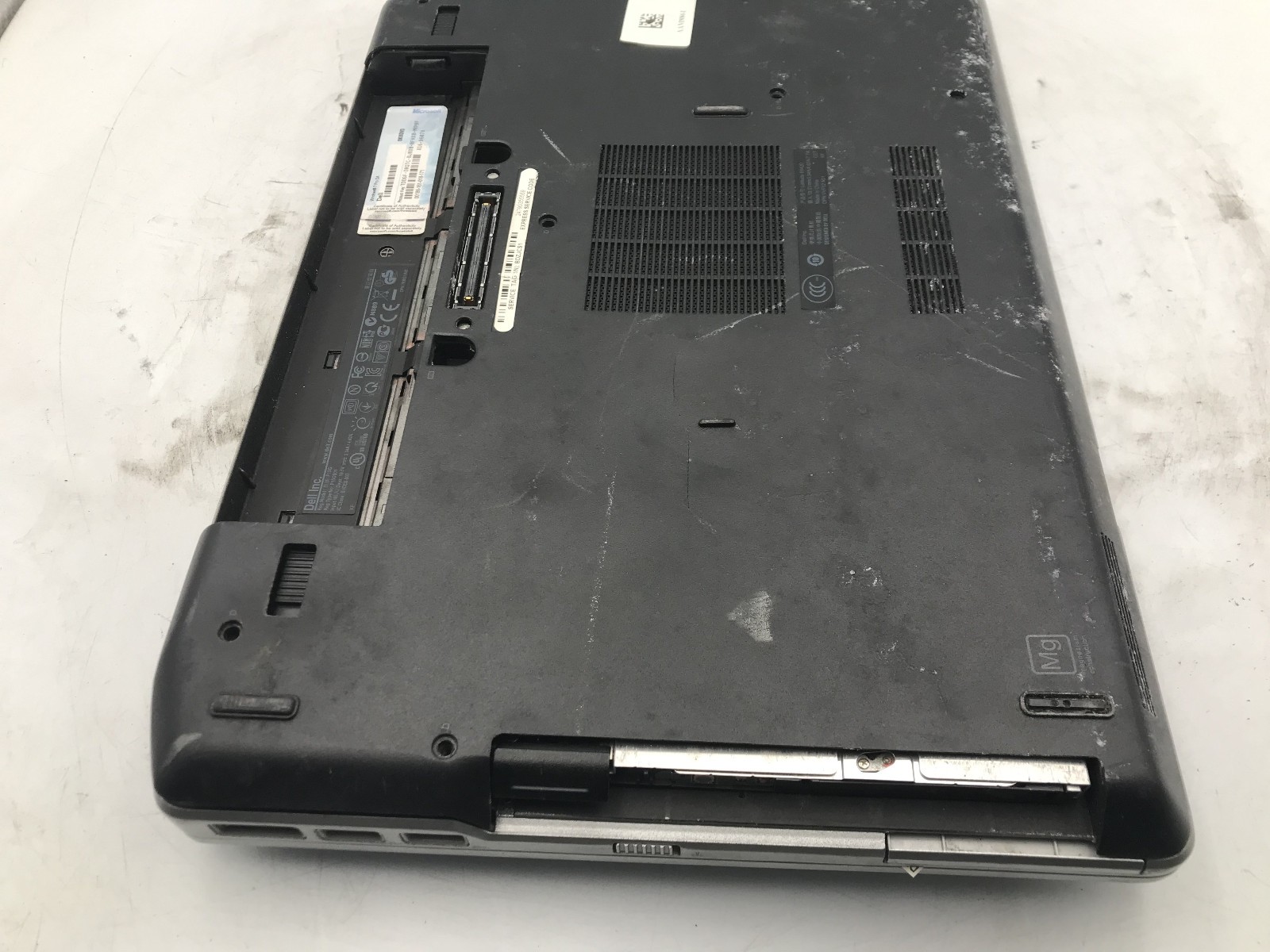 DELL LATITUDE E6420 – FOR PARTS/REPAIR – INTEL I7 2ND GEN – NO RAM – READ – BB!!