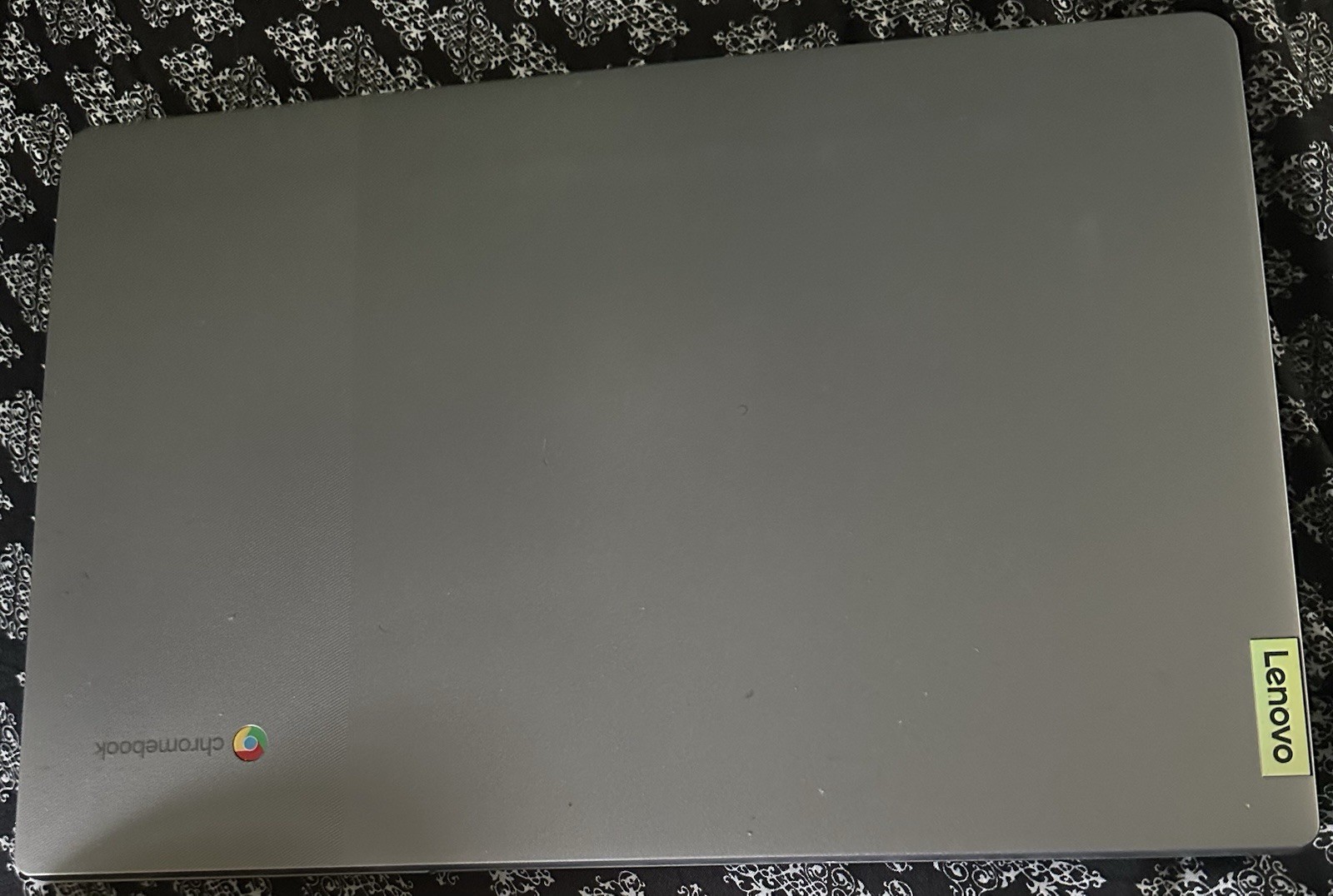 Lenovo IdeaPad 3 15IJL6 15.6″ Intel Celeron N4500 4GB Ram 64GB eMMC Chrome OS