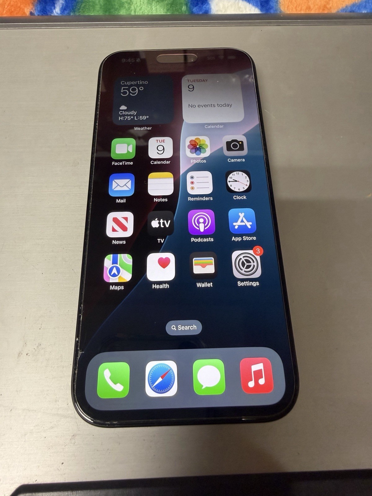 Apple iPhone 16 Pro Max – Spectrum-256 GB Titanium-case Mint-READ Carefully