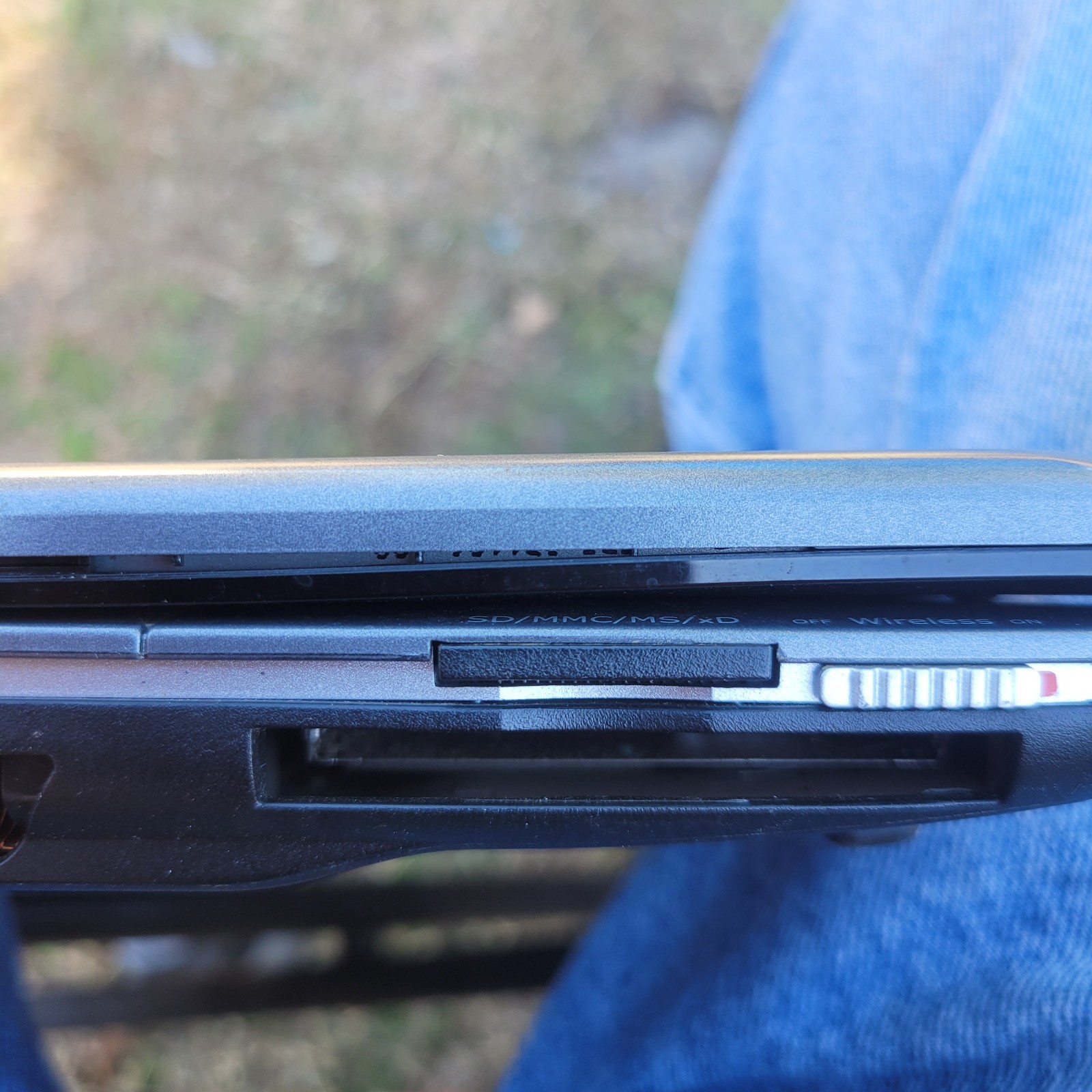 Gateway W350A 14″ Laptop AS IS Parts Only. W/ Power Adapter No Battery