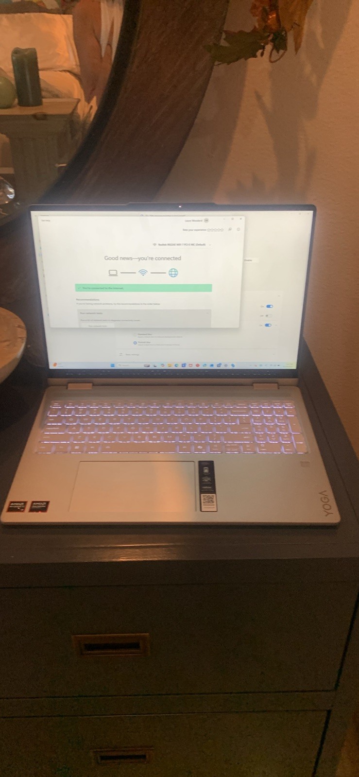 Lenovo Yoga 7 2-1 co-pilot