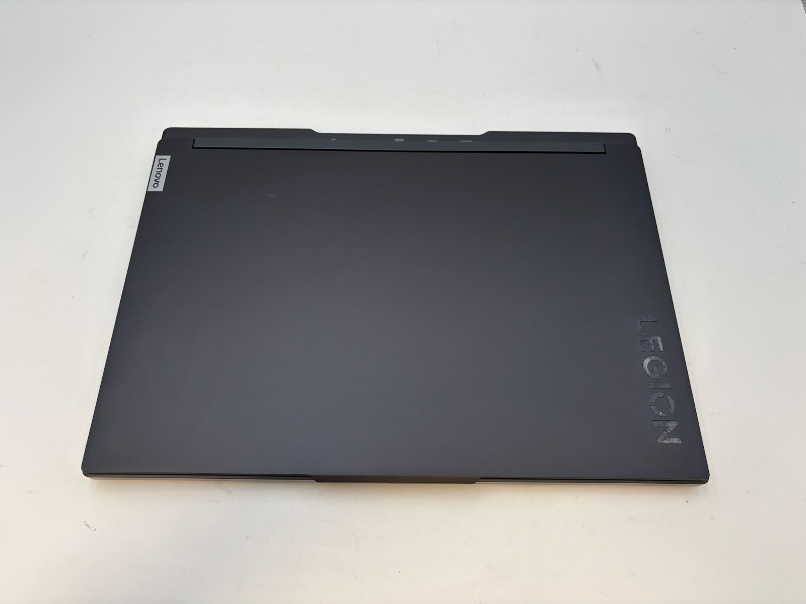 Lenovo Legion Slim 7 16ARHA7 16″ 1 TB SSD 16 GB RAM Ryzen 9 6900HX RX 6800S