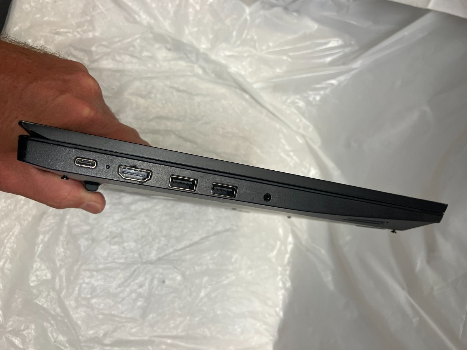 Lenovo ThinkPad E580 15.6″ Core i5-7200U 2.5GHz NO MEM No HDD FOR PARTS