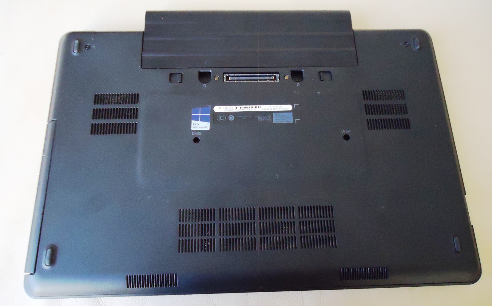 DELL LATITUDE E5540 Core i5-4200U 1.60GHz 500GB 8GB WINDOWS 7 Pro MS Office
