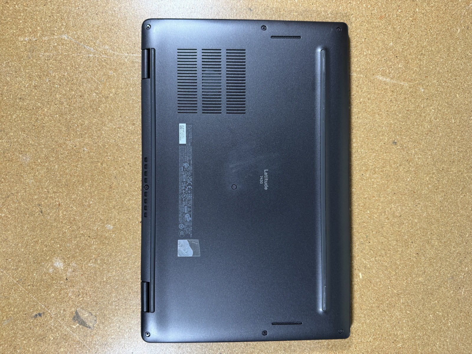Dell Latitude 7430 14″ Non-Touch i7-1265U 16GB 256GB SSD Iris Xe W11P