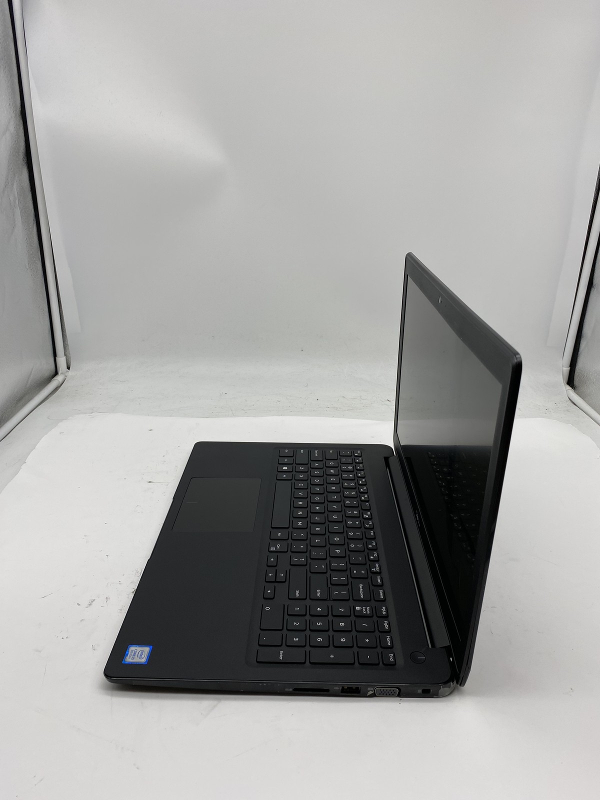 Dell Latitude 3500 Laptop Intel Core i5 8265U 1.6GHz 8GB RAM – No HDD