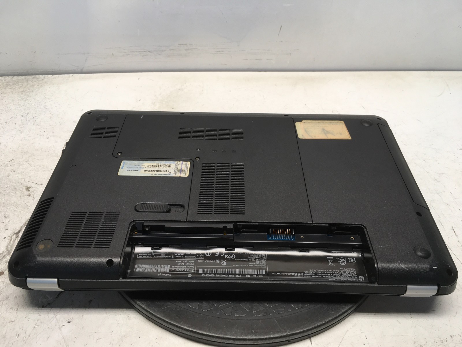 HP Pavilion G6-1A67NR AMD Turion II P560 Dual-Core 2500MHz 3 GB NO HDD