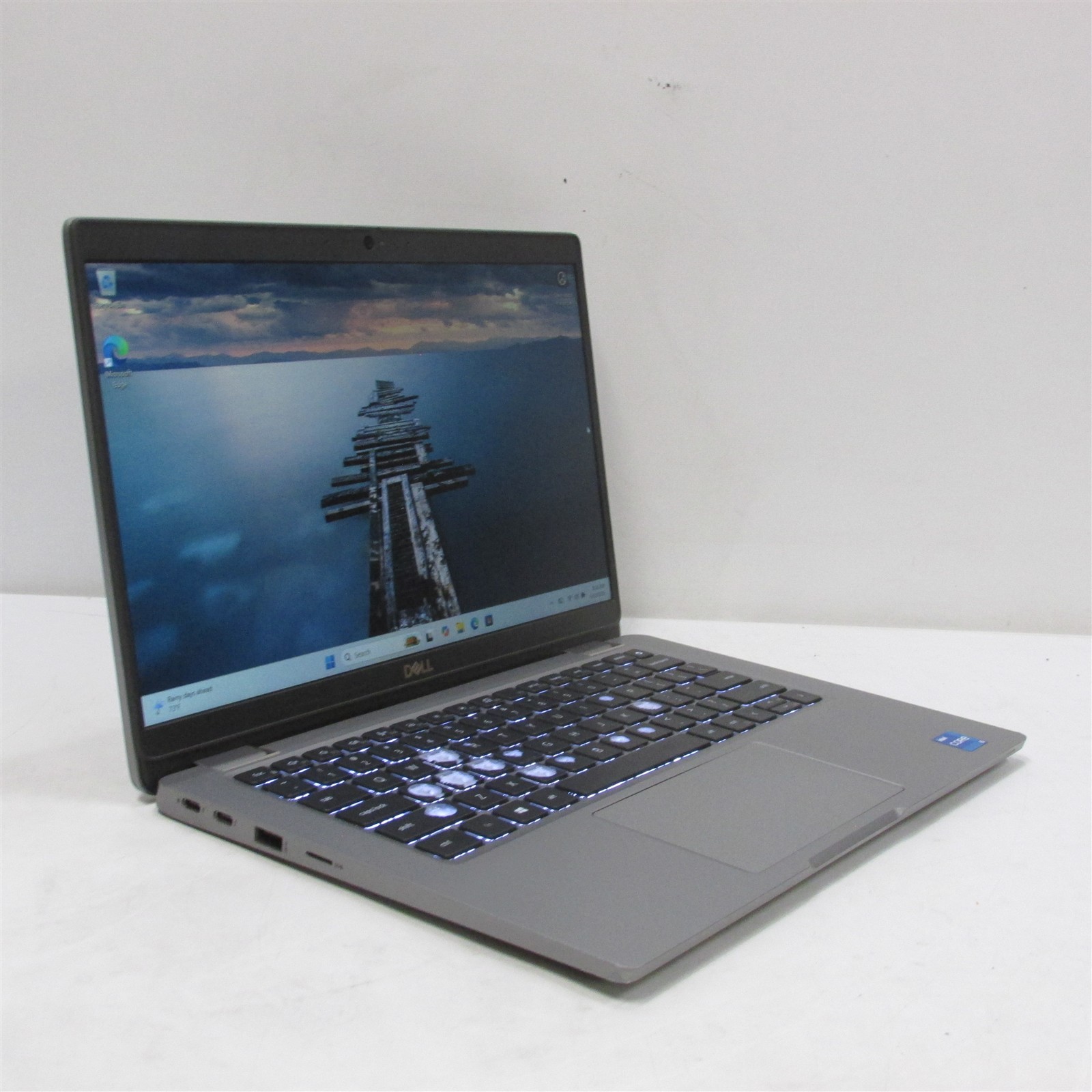 Dell Latitude 5320 i5-1135G7 2.4GHz 16GB RAM 256GB NVME 13.3″ W11 Pro COSM WEAR