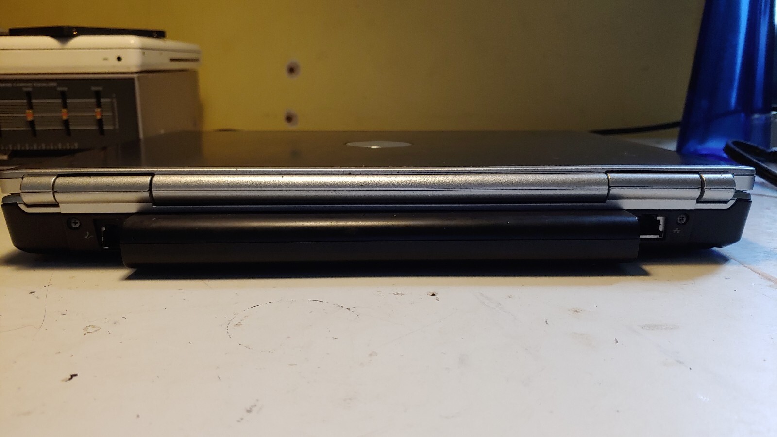 Dell Inspiron 1420 Core 2 Duo 1.83 GHz 3GB RAM Battery NO HDD NO CHARGER
