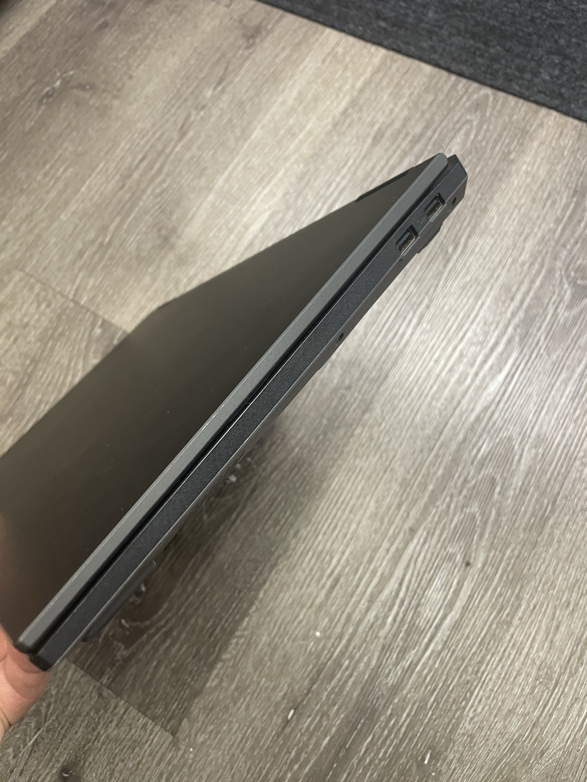 Asus Tuff F16 1TB 64GB RTX 5060 i7-14650 2.2GHZ Windows11 Home ***NICE***