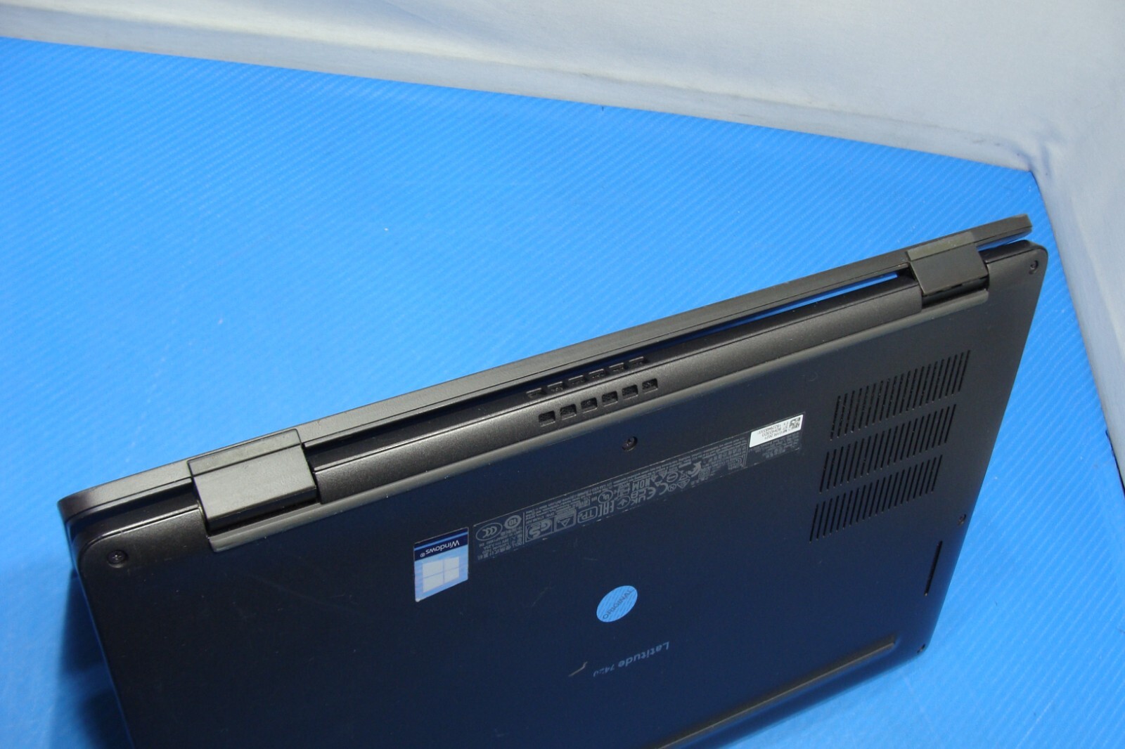 Dell Latitude 7420 14″FHD i7-1185G7 3Gh 16GB 256GB SSD Windows 11 Pro +Charger