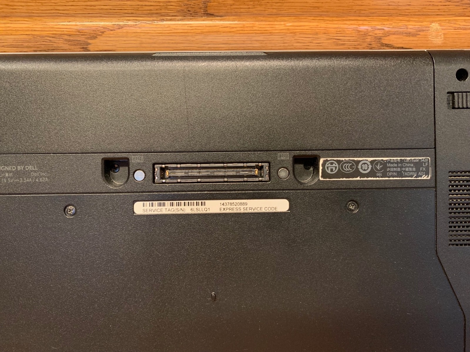 Dell Latitude 5420 14 In Core i5-2520M 2.50 GHz 8 GB RAM Laptop with Pro2x Dock