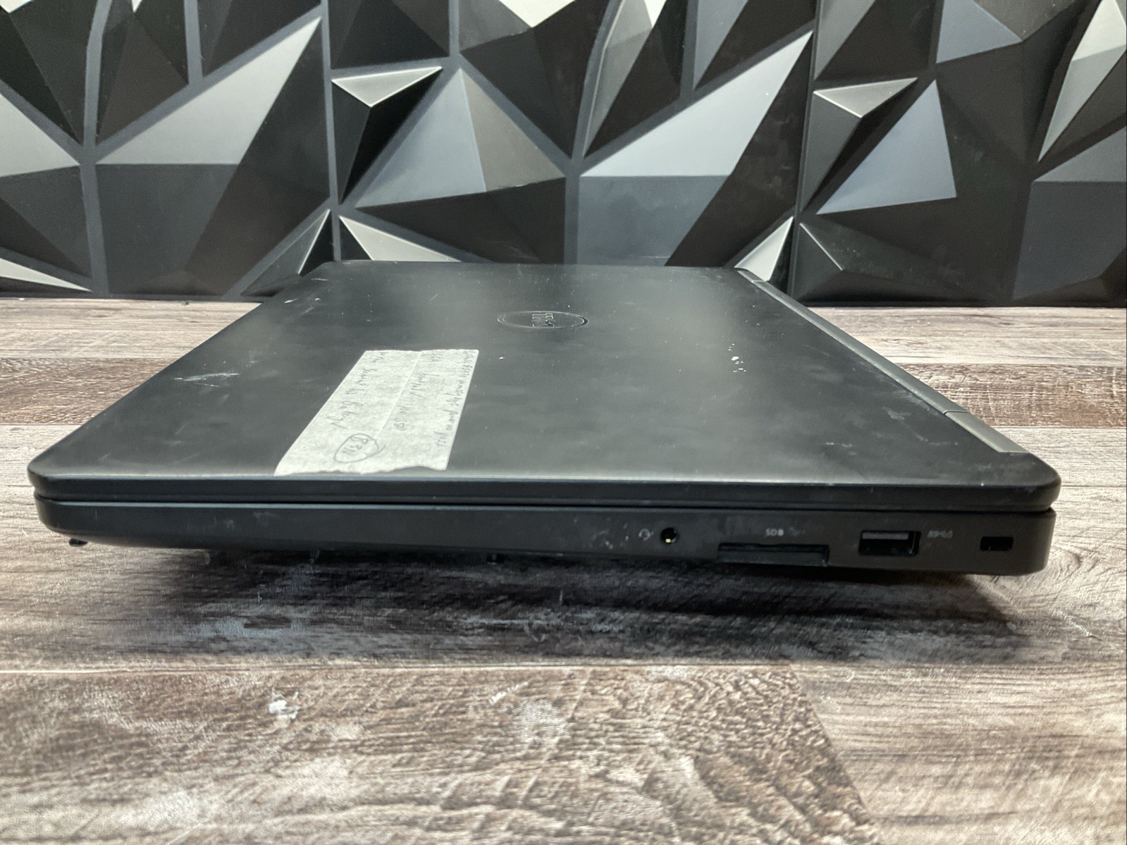 Latitude E5470 / i5 6th / No RAM Laptop Notebook PC / B3N