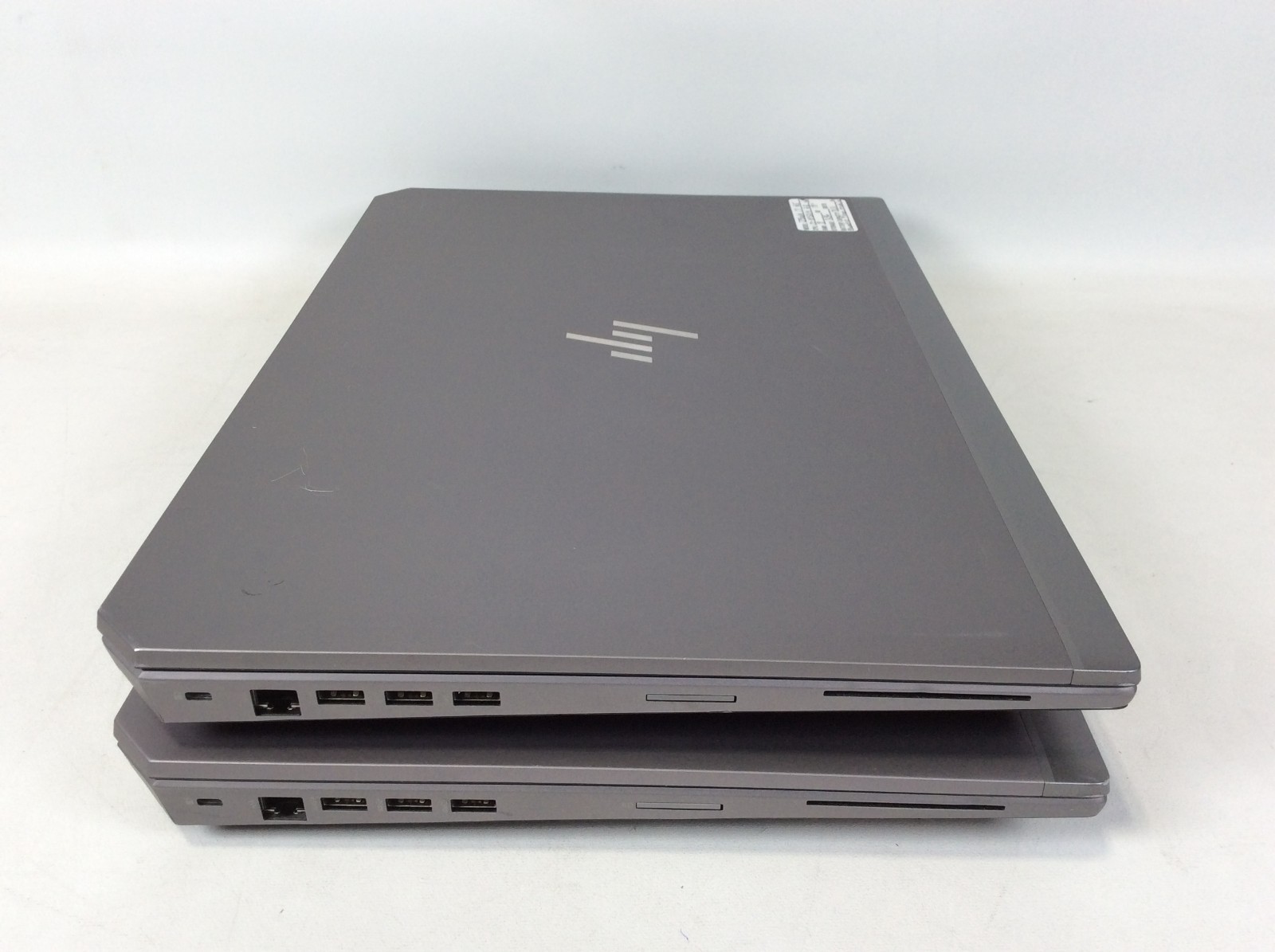 HP ZBook 17 G5 i7-8750H 2.20GHz 8GB 256GB NVMe 17″ FHD Quadro P1000 Battery Good