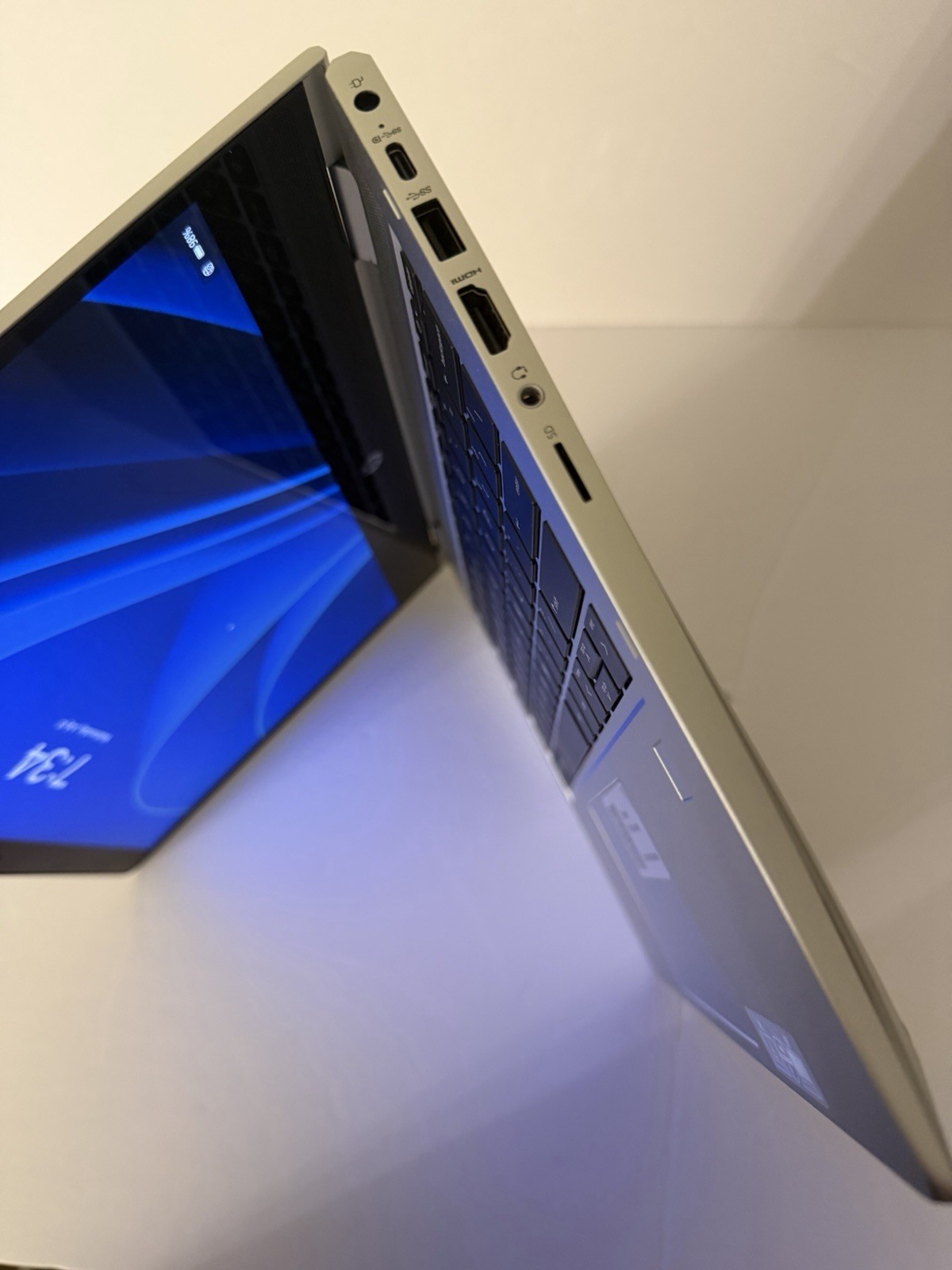 HP ProBook x360 435 G8 Ryzen 3 5400U, 32GB DDR4 Radeon Graphics, 256GB SSD Touch