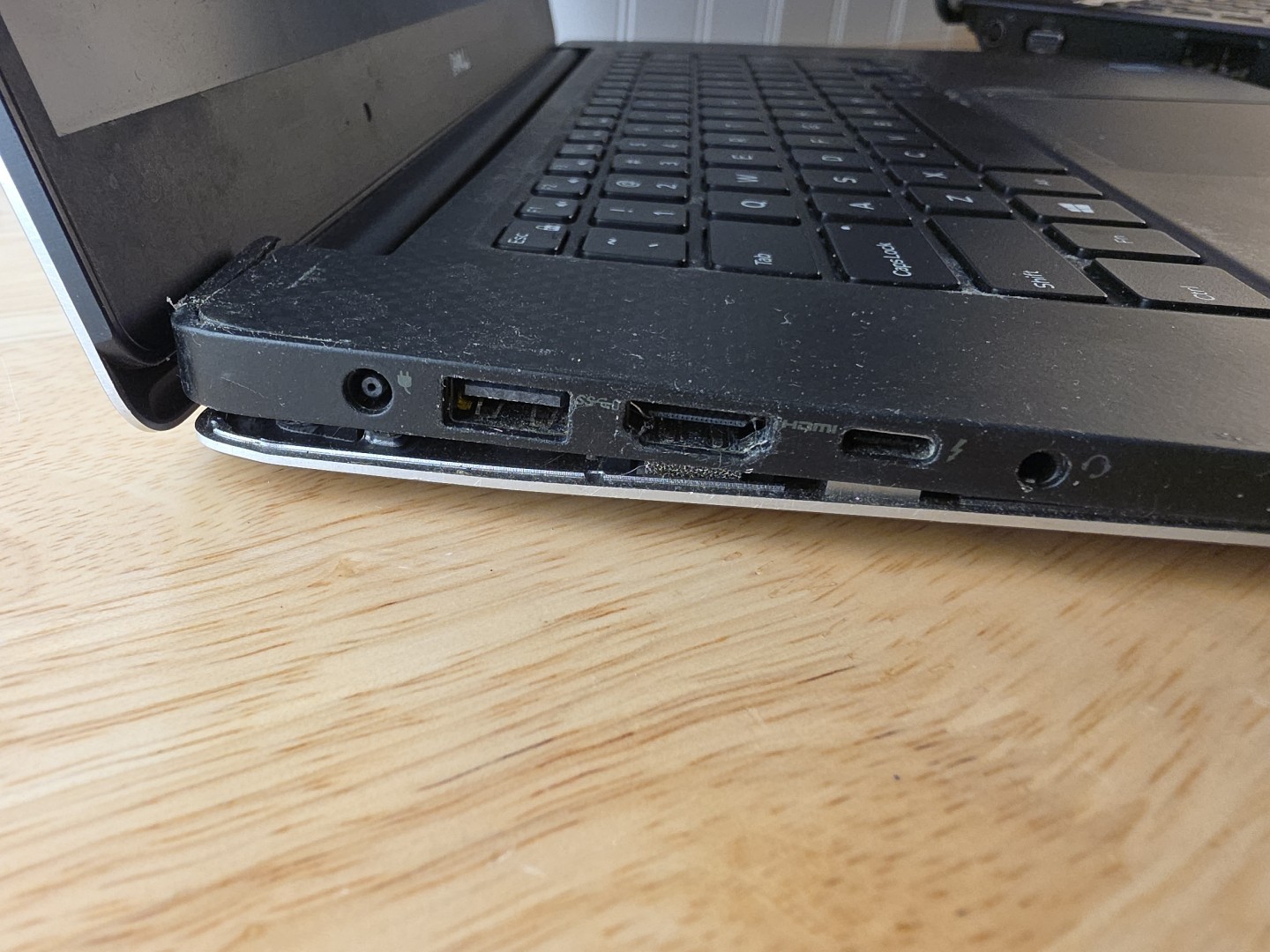 Dell XPS 15 P56F Laptop Computer & HP Presario F700 Parts Only