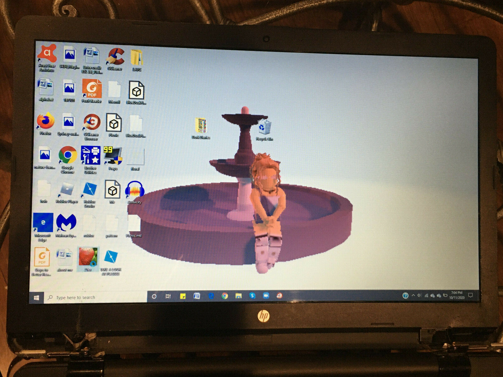 HP 17-ak013dx Laptop 17.3″ /A9 9420/ 3 GHz/Win 10/4 GB RAM/1 TB HDD – READ !!!