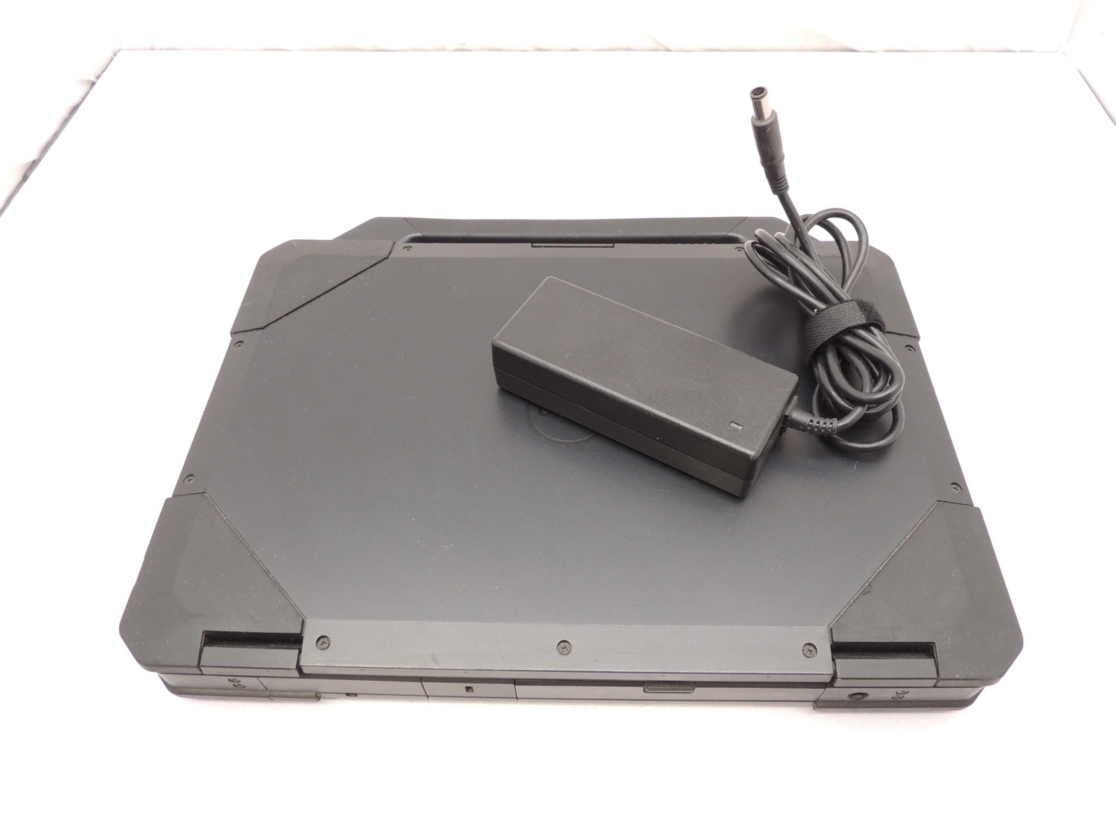 Dell Latitude 14 Rugged 5404 i7 4650U 8GB 250GB Touch Laptop – Spots on Screen