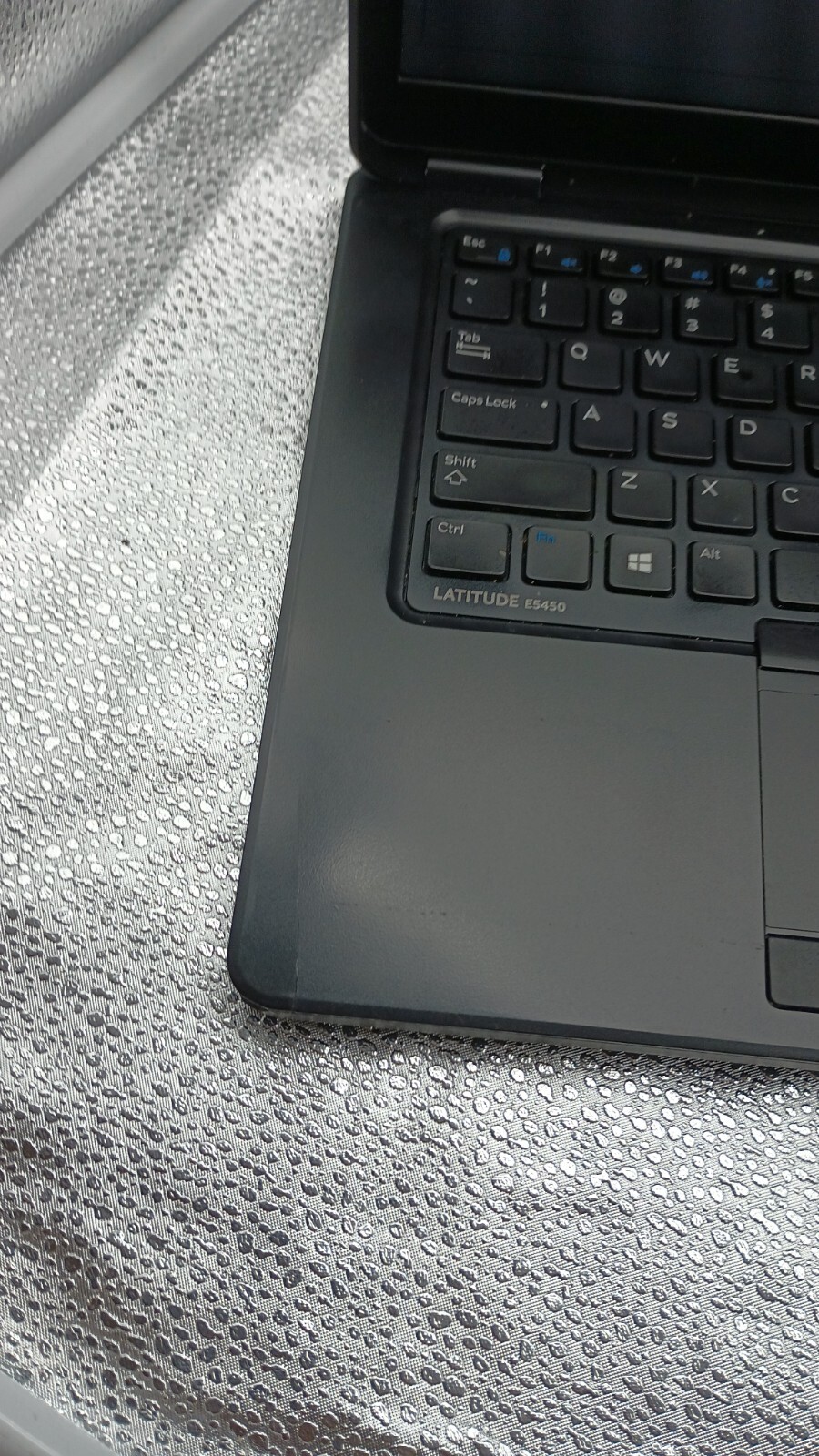 Latitude E5450 w/charger.i5 5th gen.8GB.14″.500GB HDD”.W11.Charger.