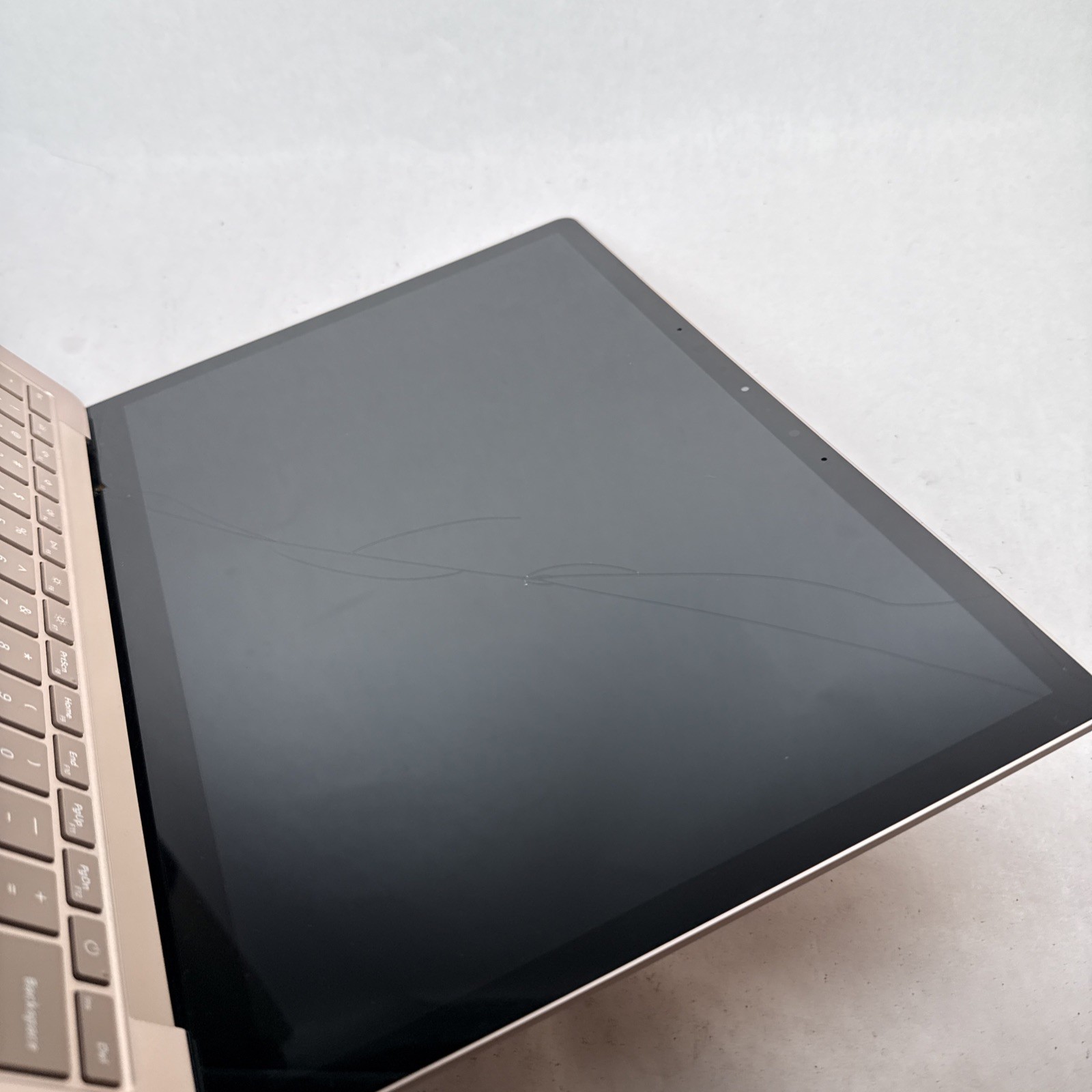 Microsoft Surface Laptop 5 13″ i5-1235U 8GB RAM 512GB SSD W11 Sandstone READ