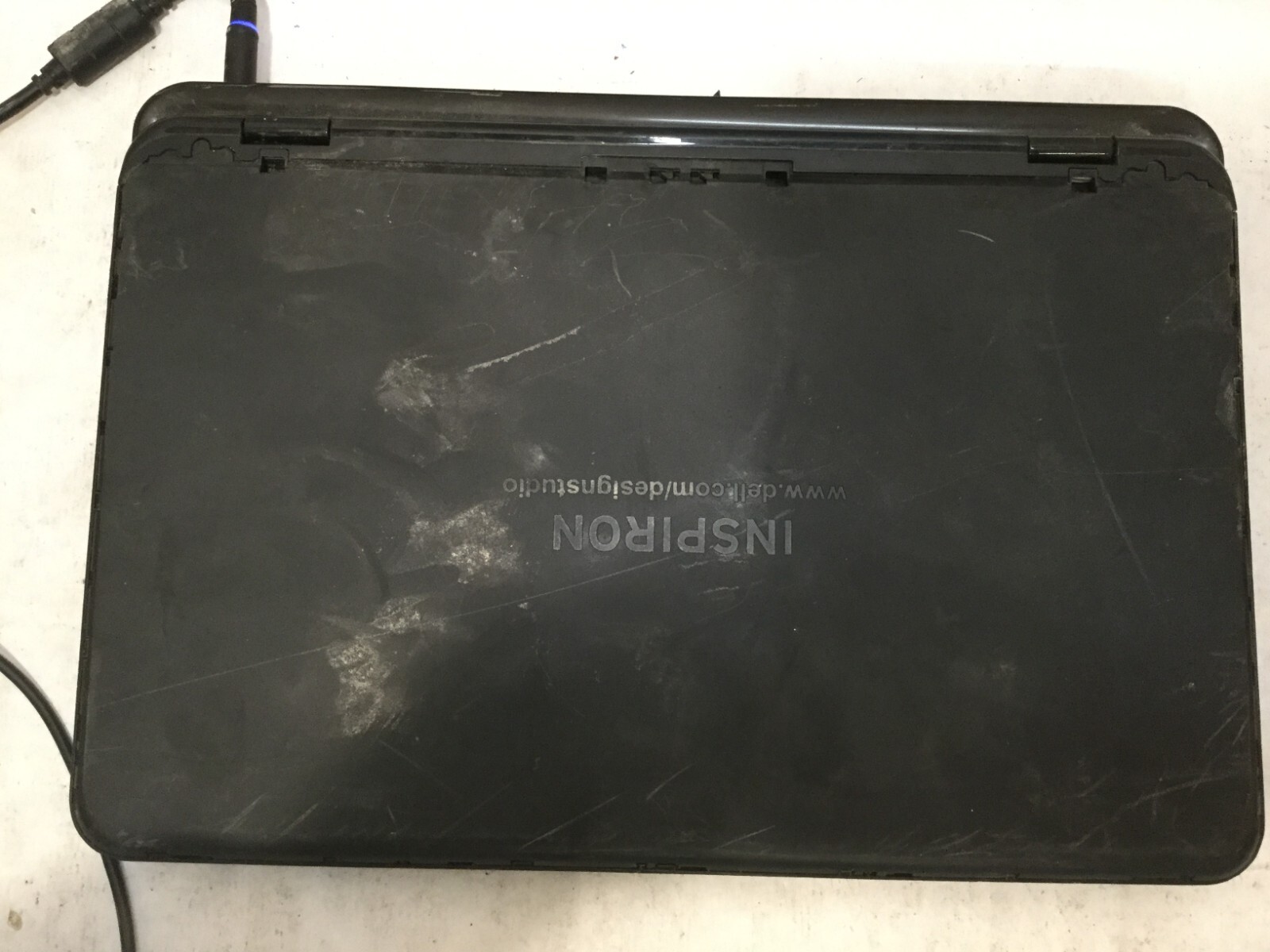 Dell Inspiron N5110 / Intel Core i5-2450M @ 2.50GHz /(CRACKED/MISSING PARTS!)-MR