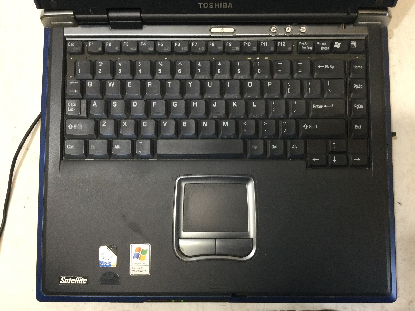 TOSHIBA SATELLITE A35-S159 – BOOTS TO BIOS – INTEL PENTIUM – 1GB RAM – READ – BB