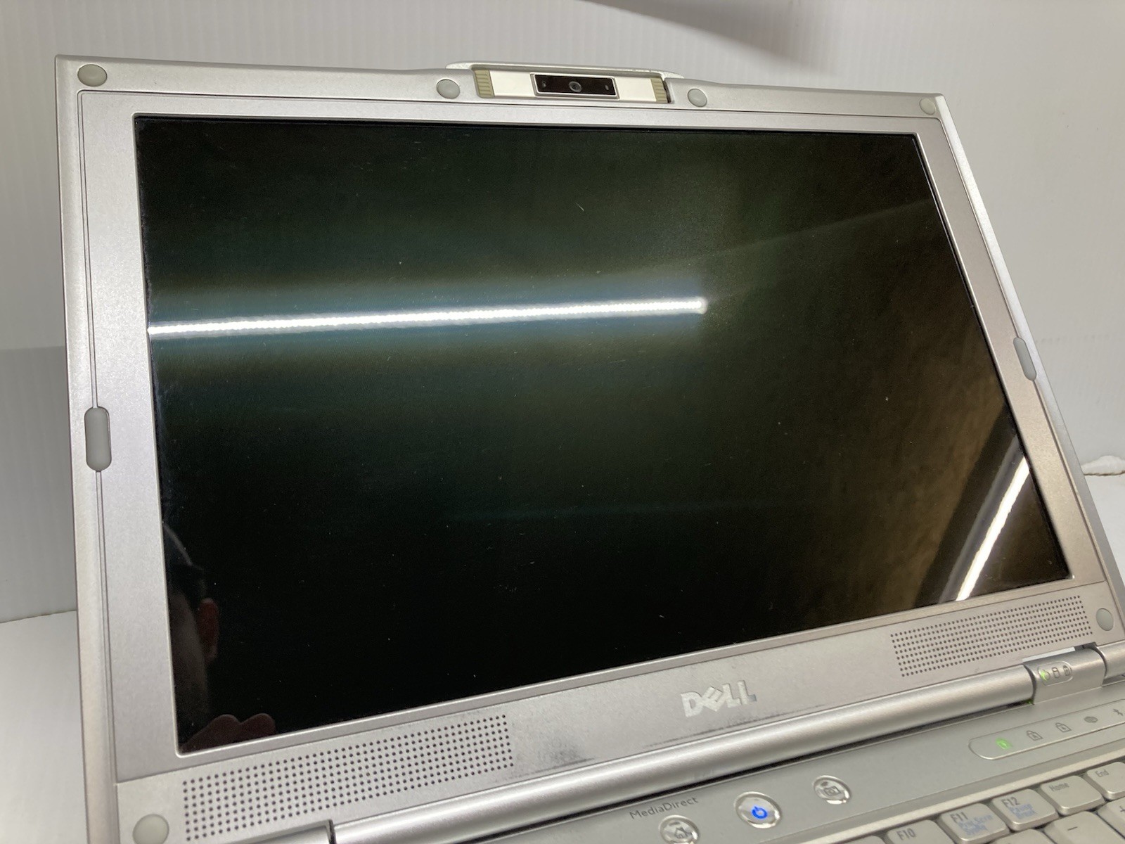 Dell XPS M1210 12″ Laptop Intel Core Duo 1.66GHz 1GB RAM 320GB HDD – Windows 8
