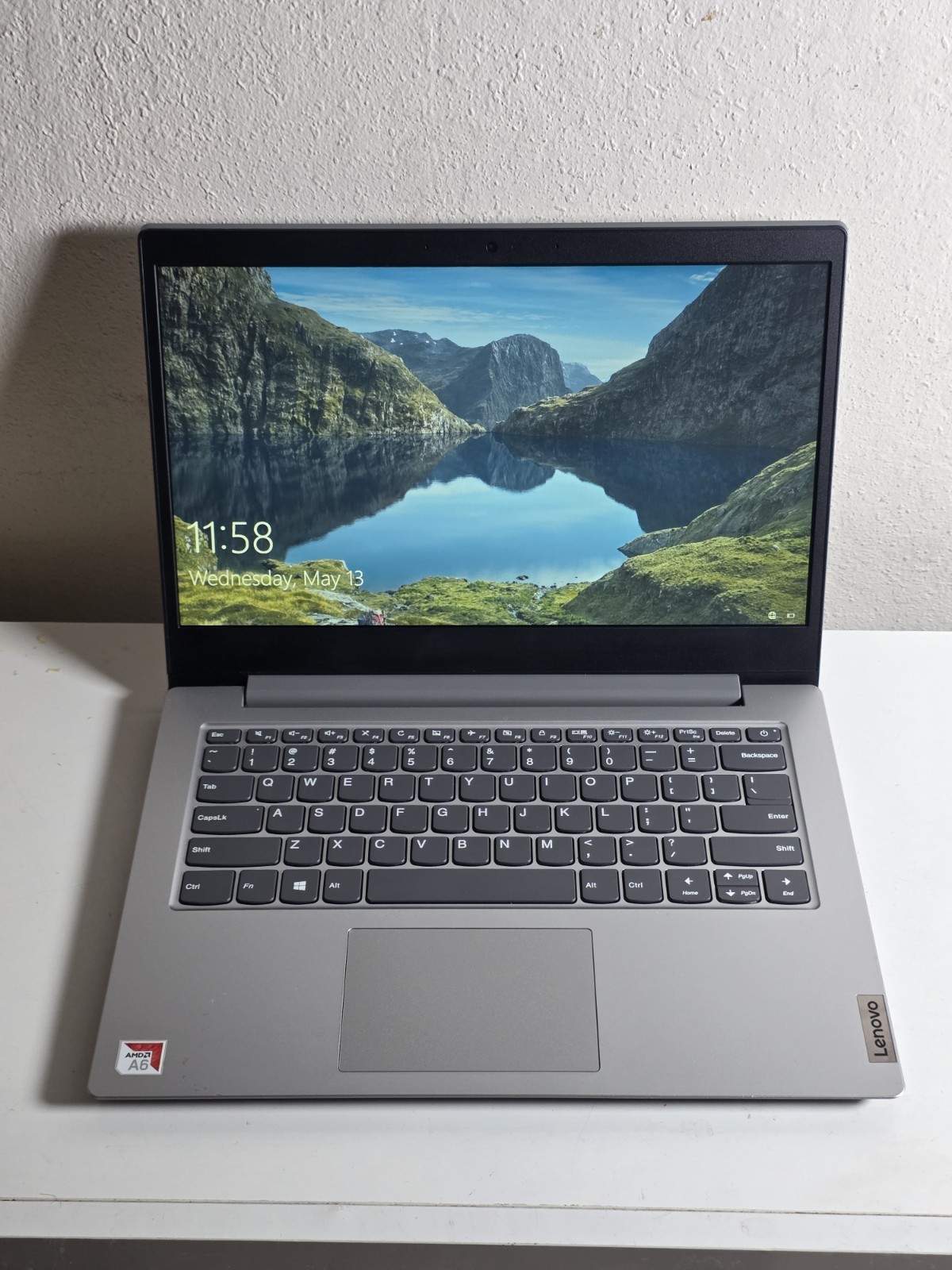 Lenovo IdeaPad Slim 1-14AST-05, AMD A6-9220e @1.60Ghz, 4GB RAM, 64GB SSD, W10
