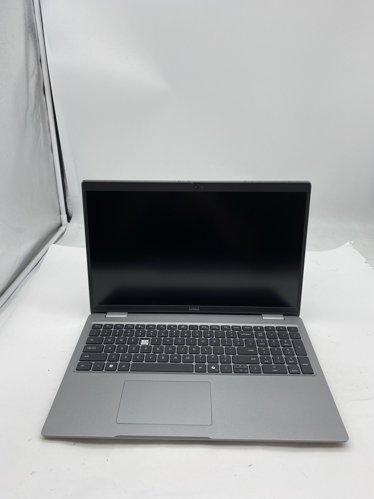 Dell Latitude 5550 Laptop ULTRA 7 155U No RAM 512GB SSD Windows 11 Pro
