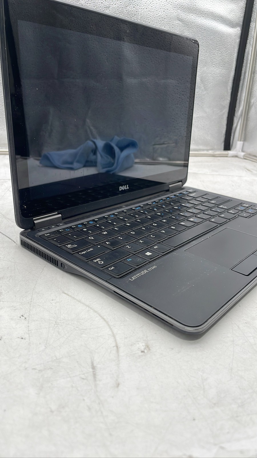 Dell Latitude E7240 12.5″ Intel Core i7 vPro Business Laptop