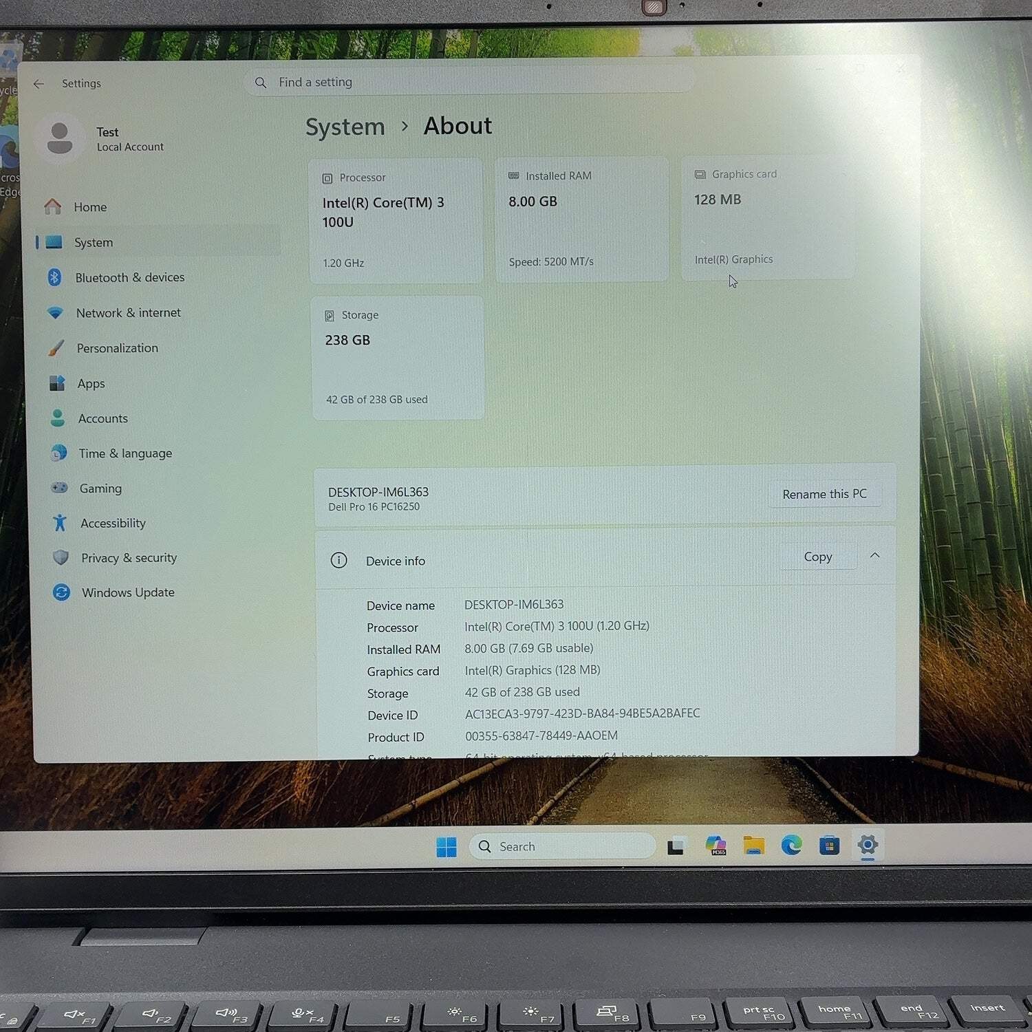 Dell Pro 16 PC16250 16″ i3-100U 1.2GHz 8GB RAM