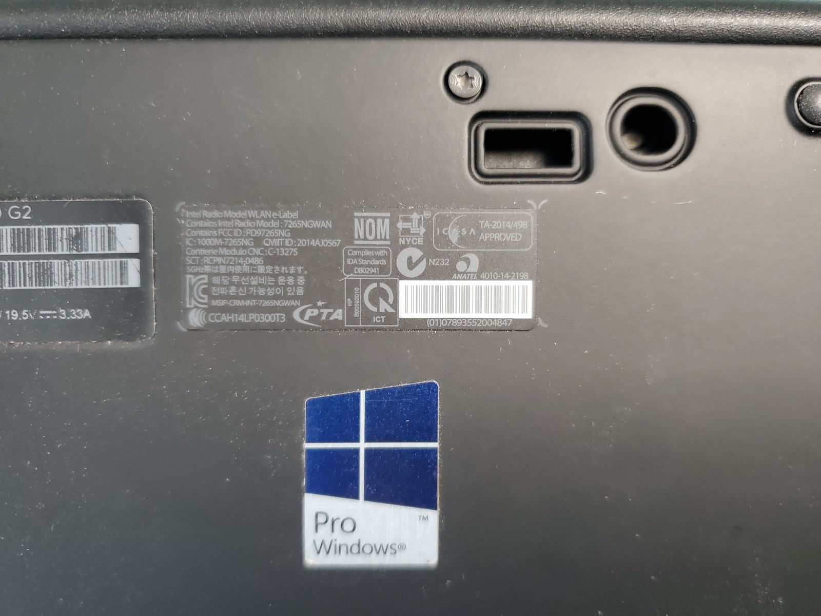 HP EliteBook Folio 1040 G2 i5-5300U 4GB RAM No HD/ OS *BIOS/No battery* | LP402