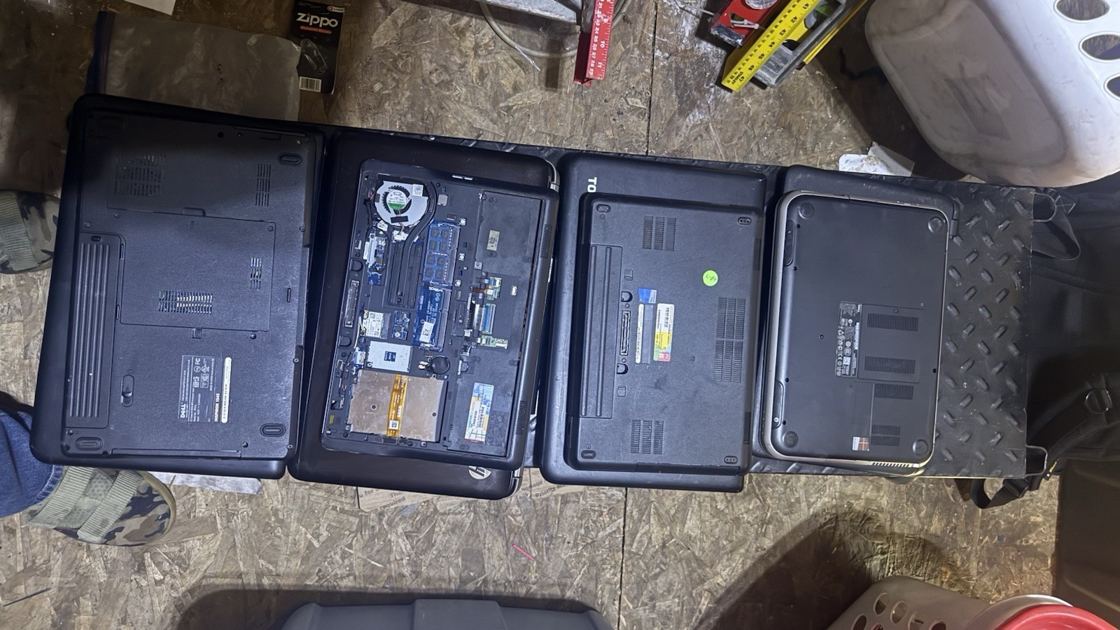 Mixed Laptop Lot Of 8 Parts Only Some Work Some Don’t